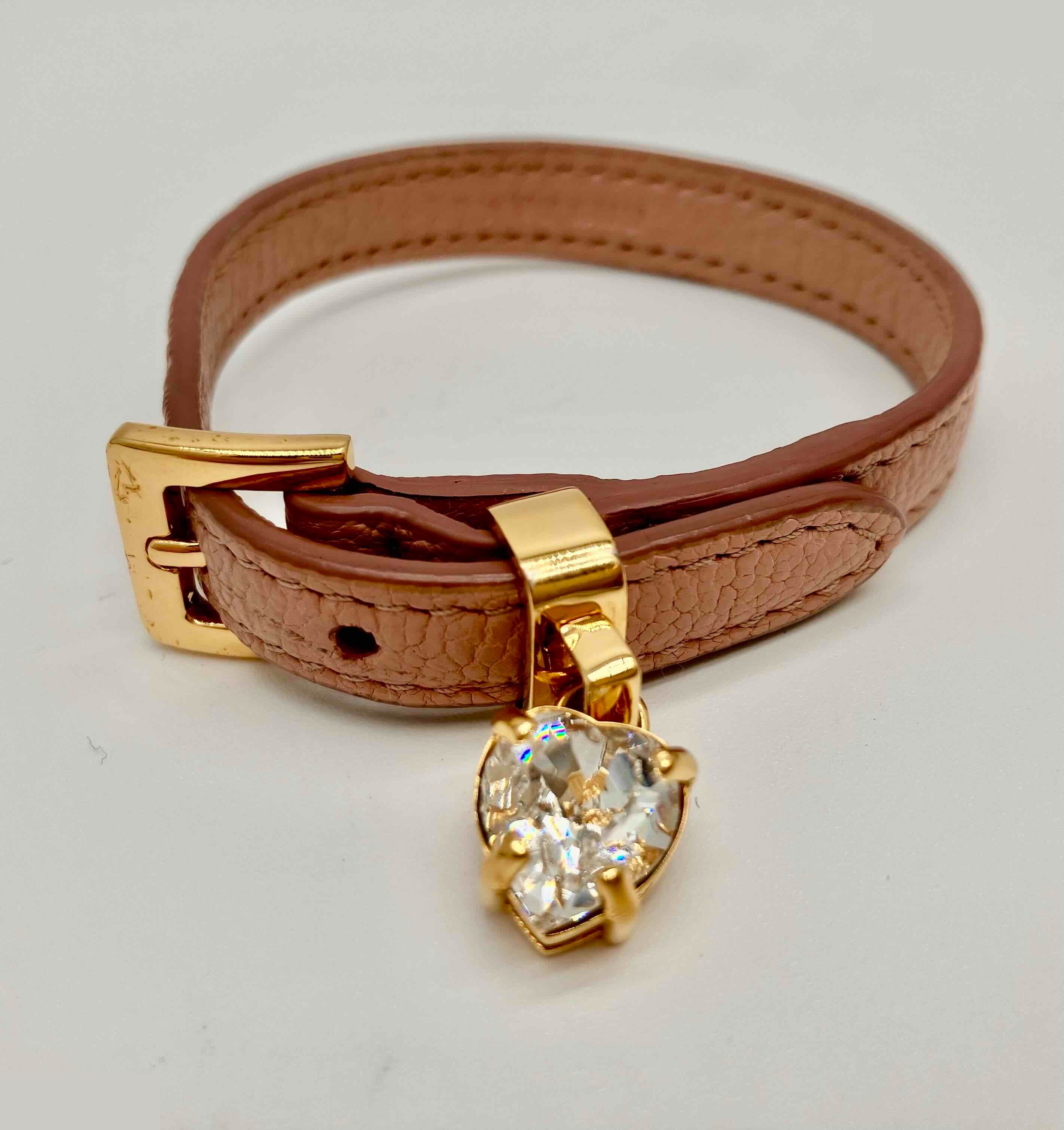 Other lines: Small items, accessories, bracelets, bangles (leather, fabric).