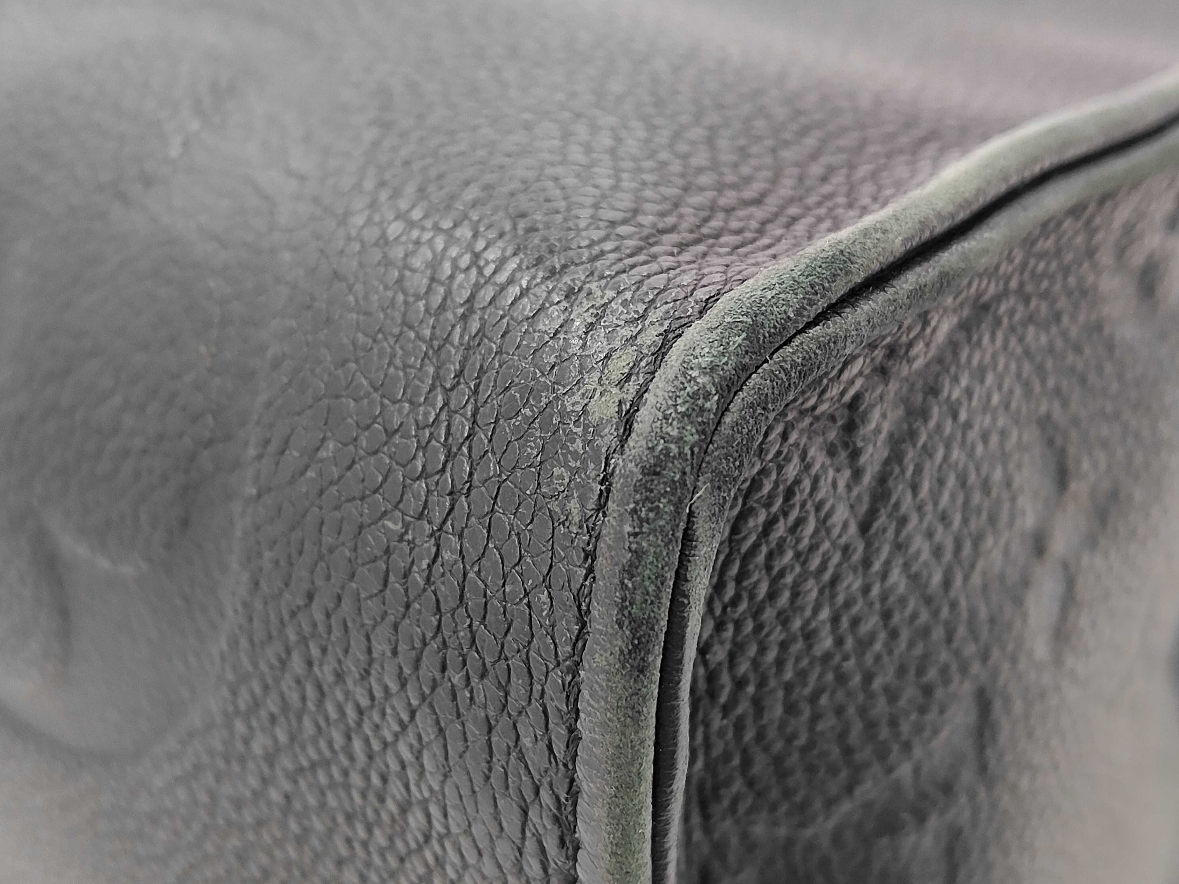 Monogram Empreinte Louis Vuitton OnTheGo GM Tote Bag — view 6