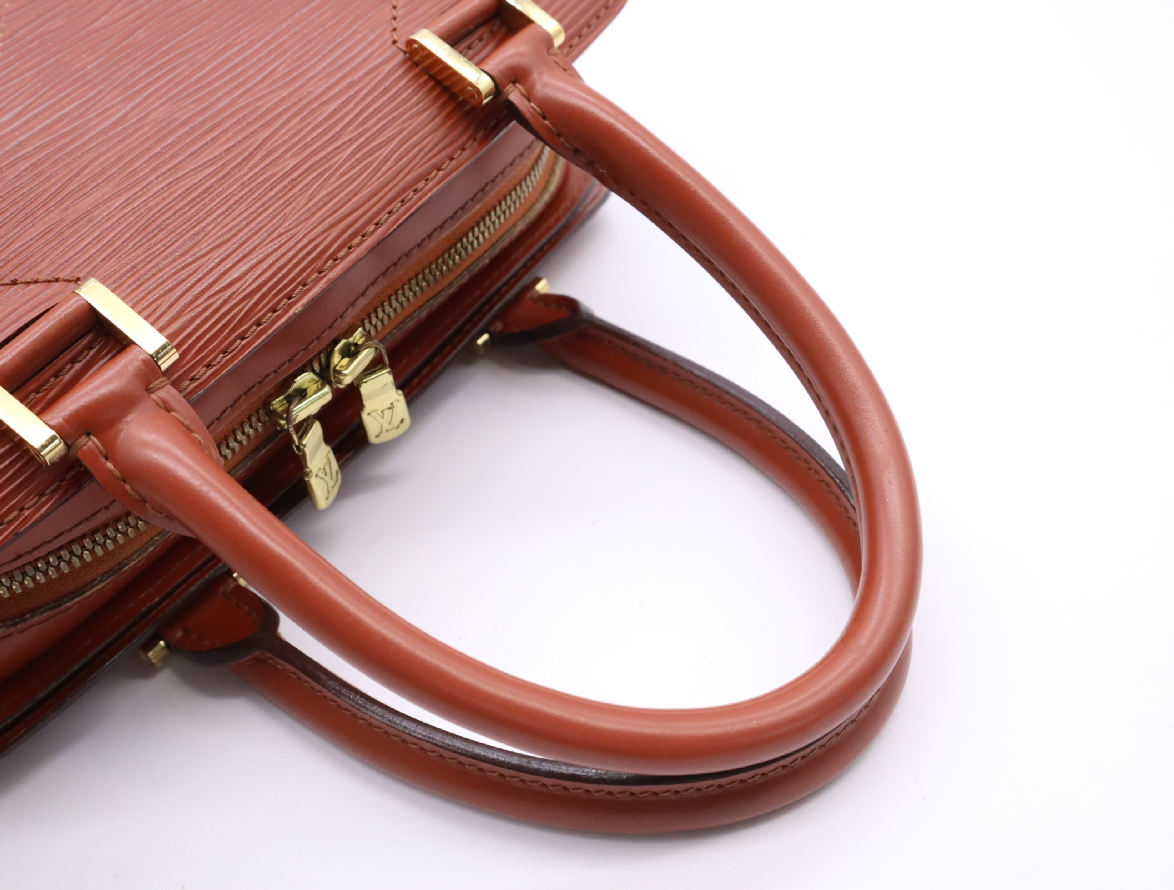 M52053 Epi Pont Neuf Kenya Brown Handbag — view 12