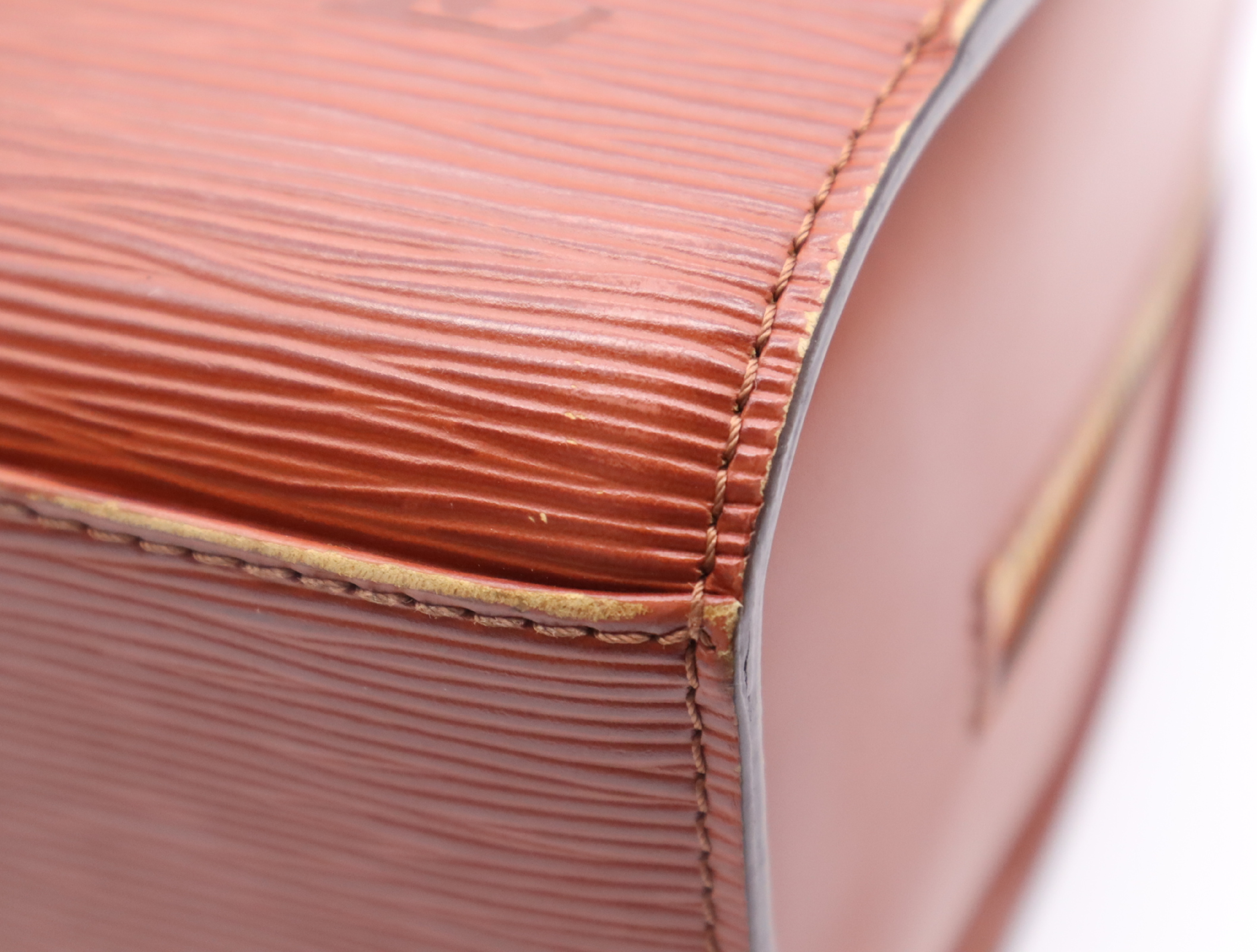 M52053 Epi Pont Neuf Kenya Brown Handbag — view 7