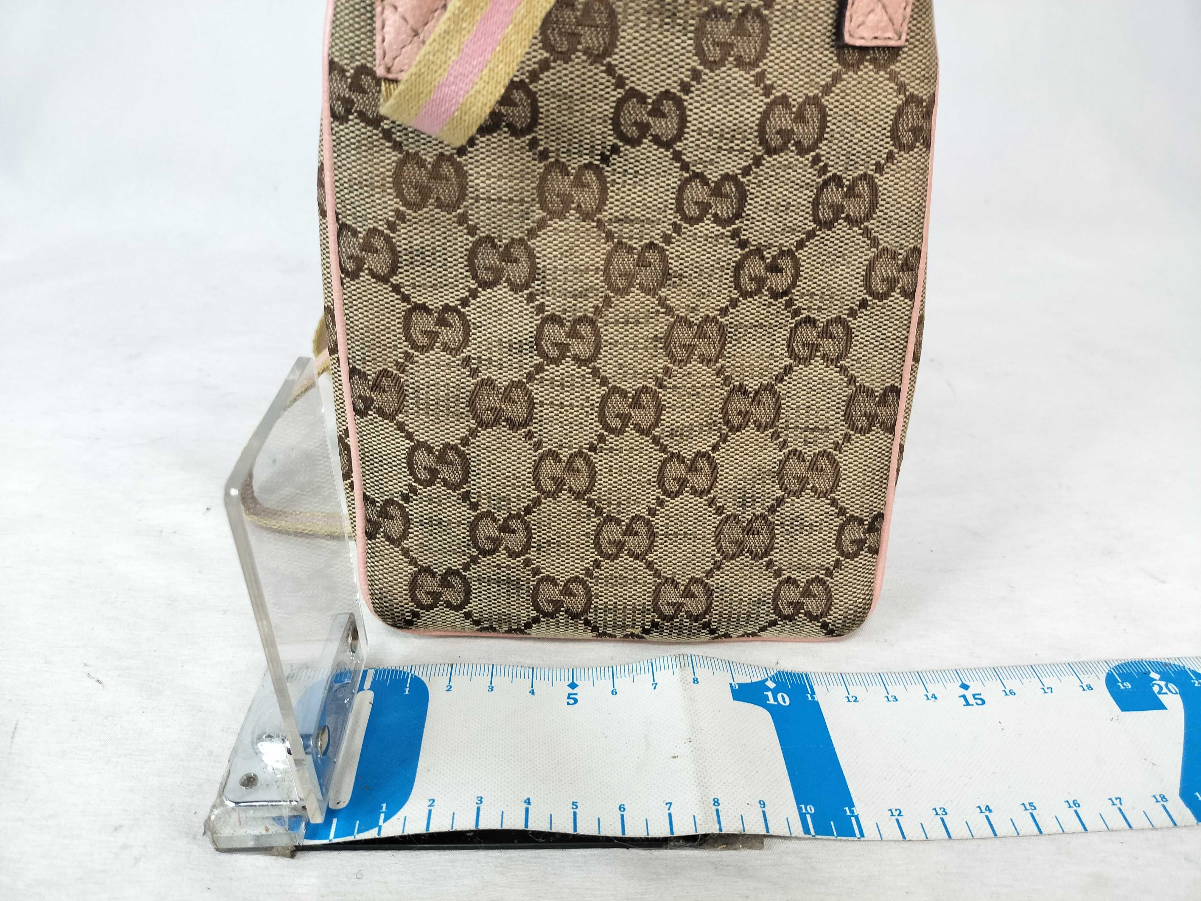 GG Canvas Shoulder Bag — view 2