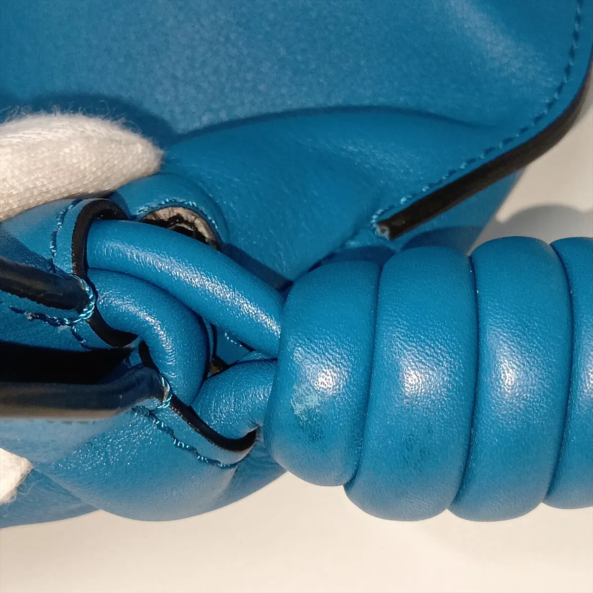 Flamenco Clutch Leather Shoulder Bag Blue — view 8