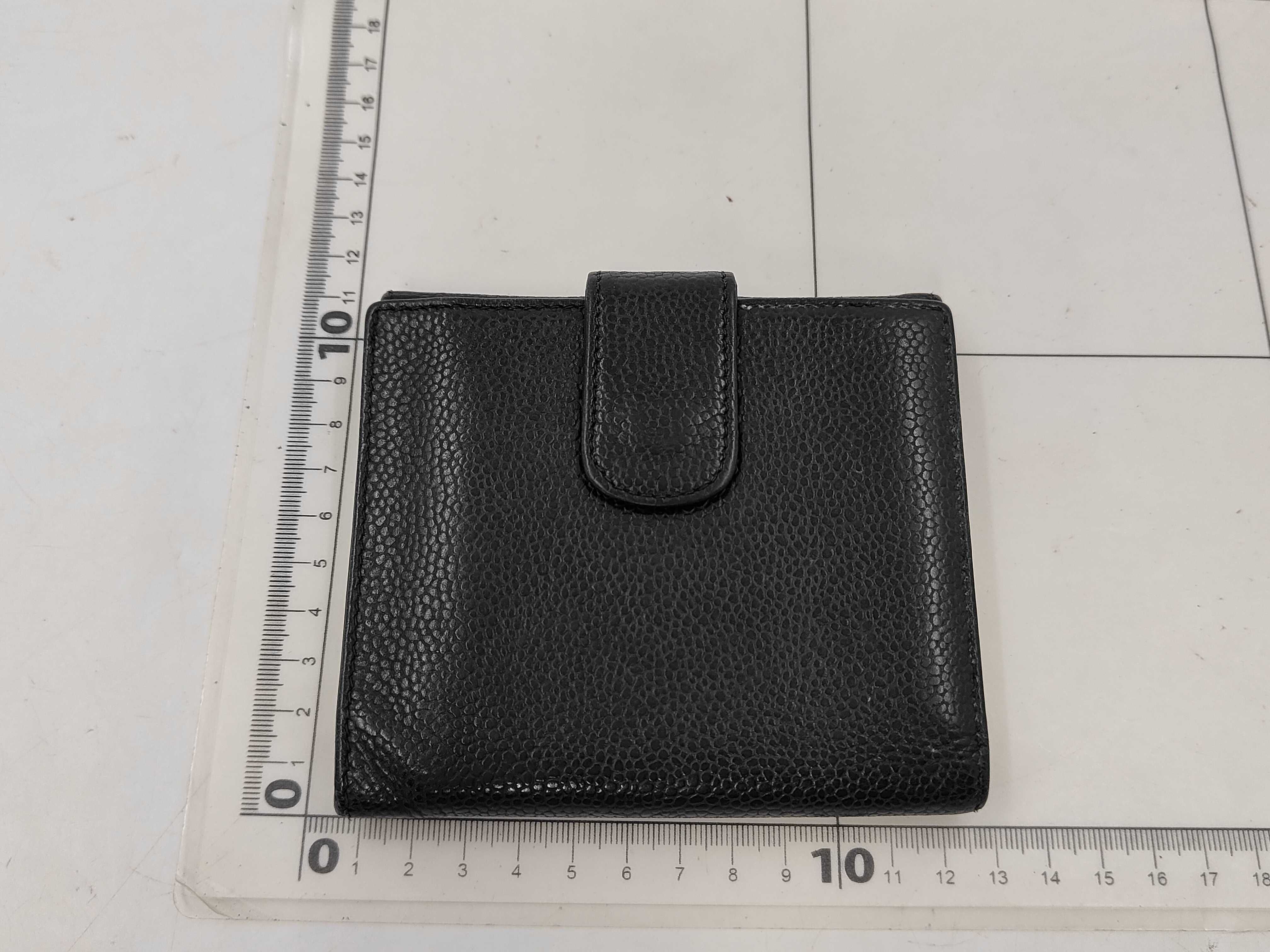 wallet — view 2