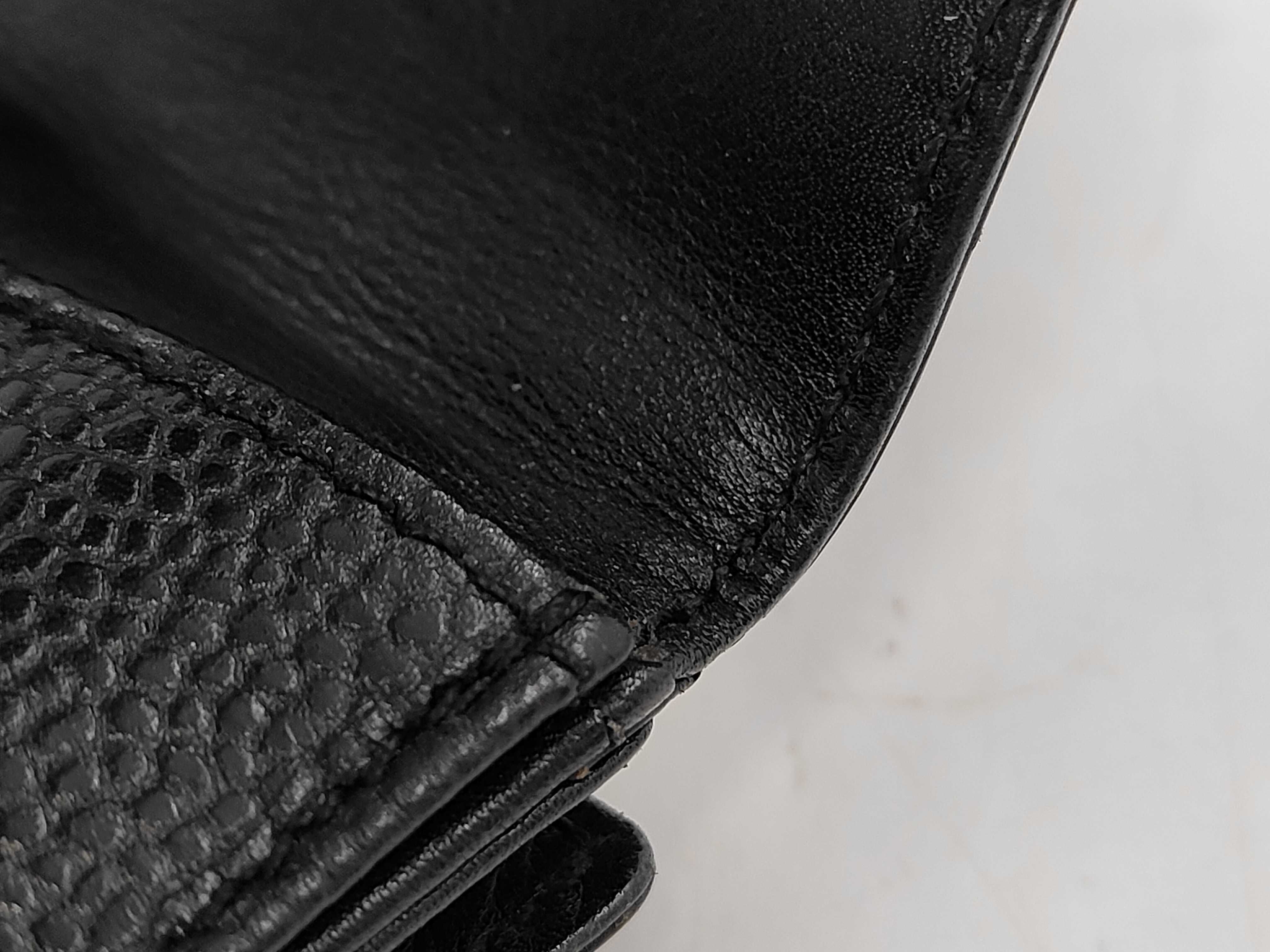 wallet — view 9