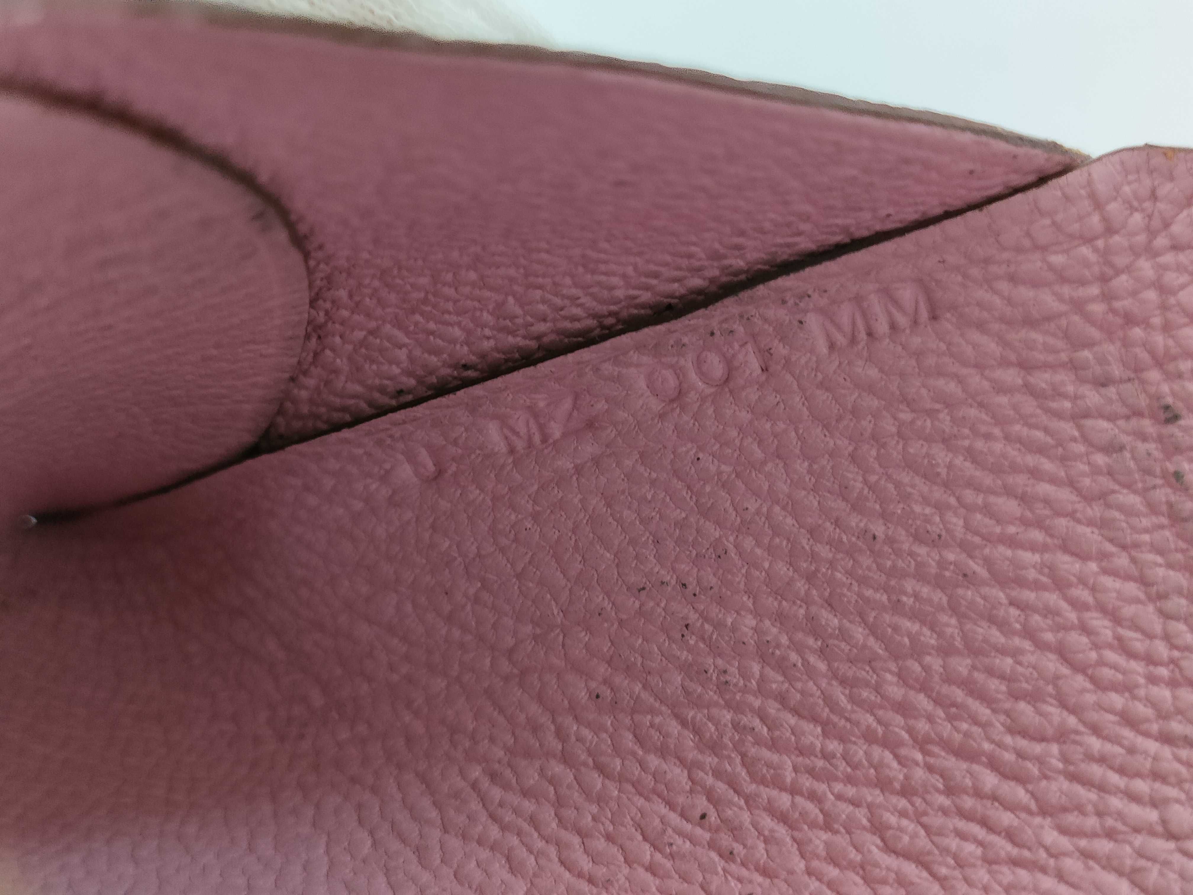 Calvi Duo Gold x Pink U-stamped Coin Case — view 12