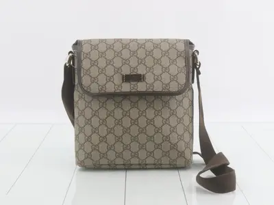 GG Supreme Shoulder Bag, Beige