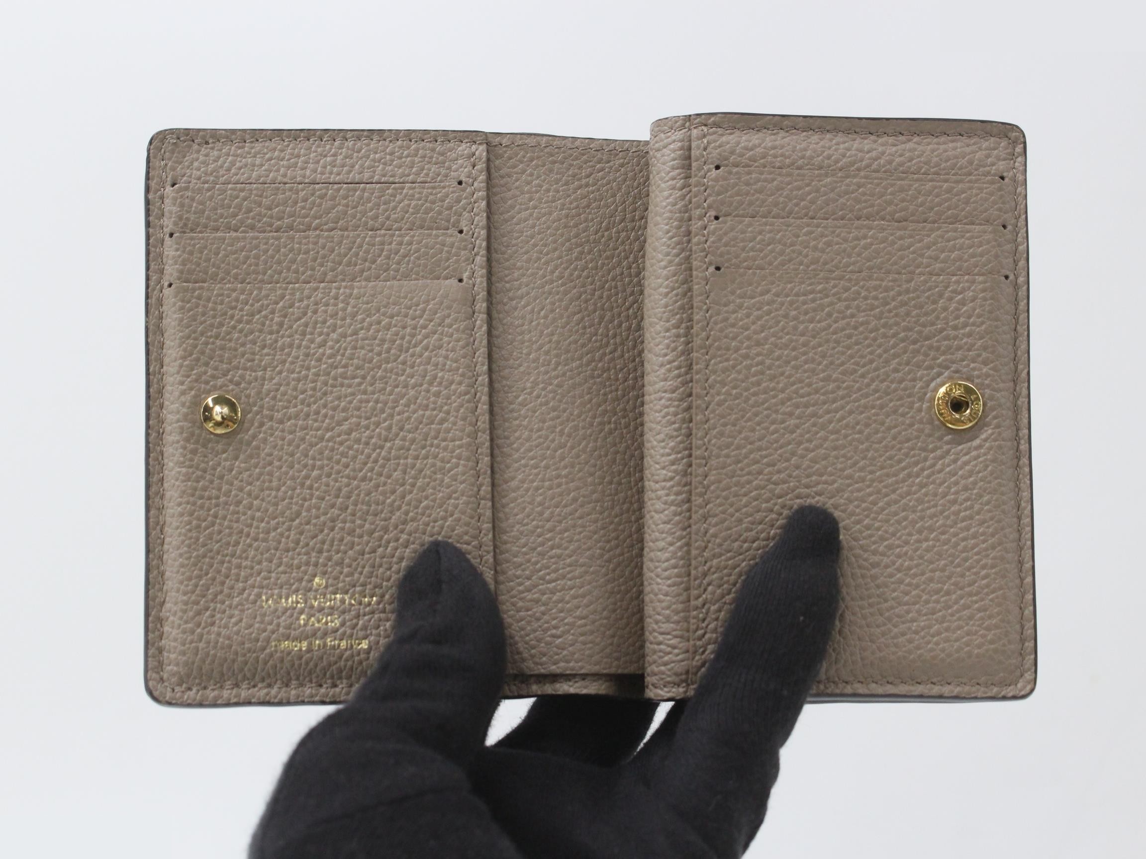 M80152 Portefeuille Claire Wallet Monogram Empreinte — view 4