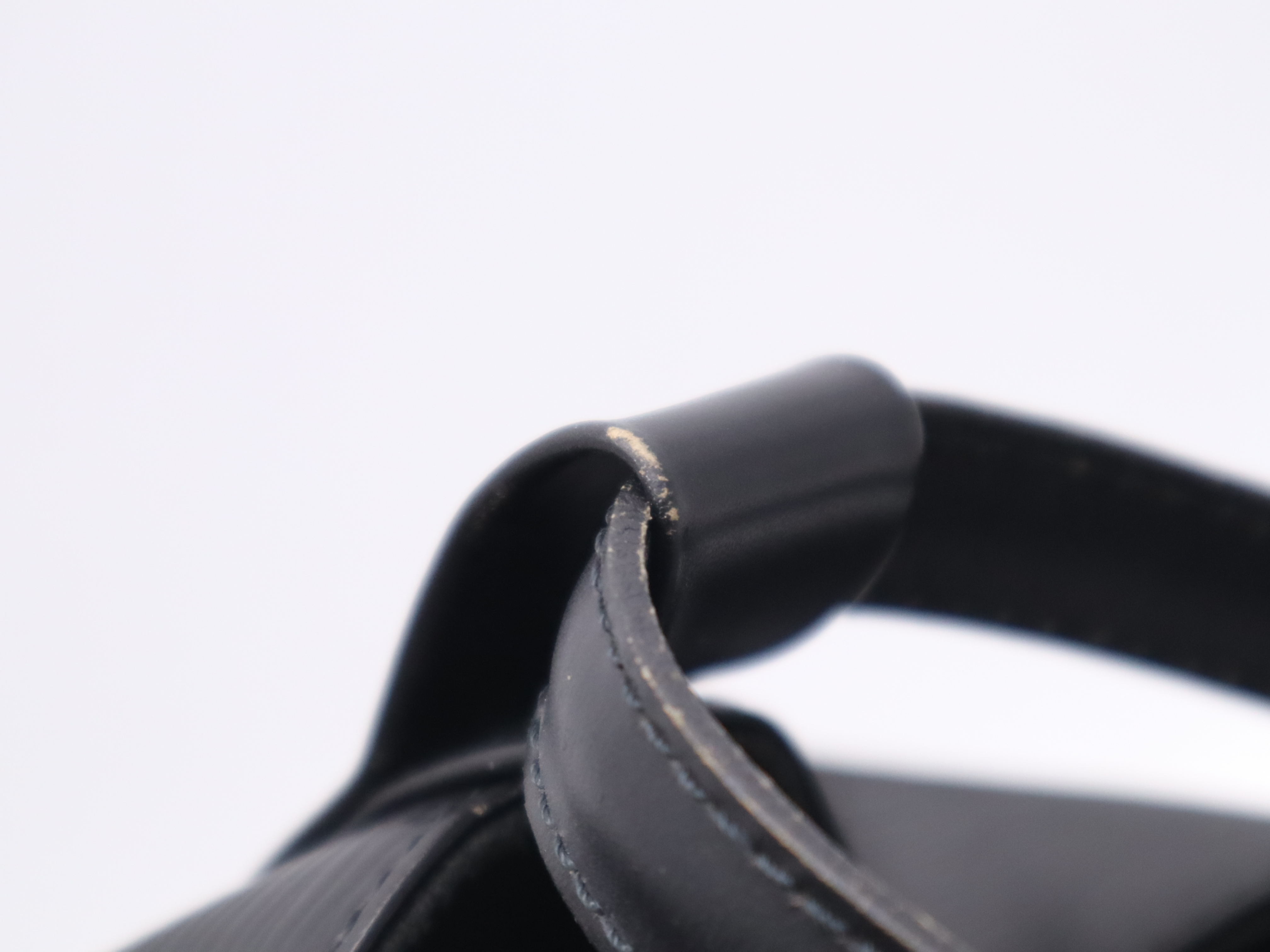 M52352 Epi Randonee PM Noir Shoulder Bag — view 8