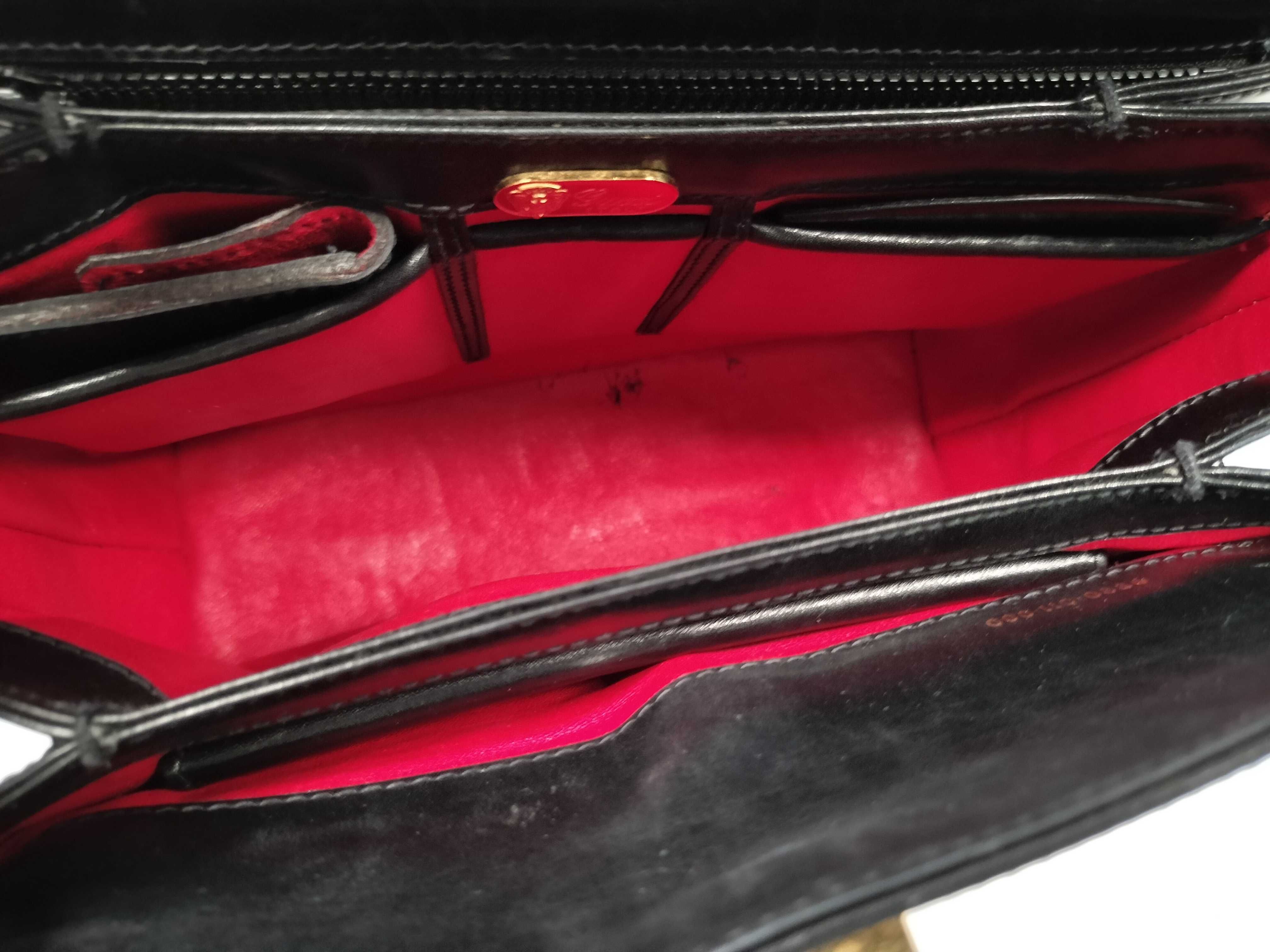 Turnlock Leather Shoulder Bag Handbag — view 10