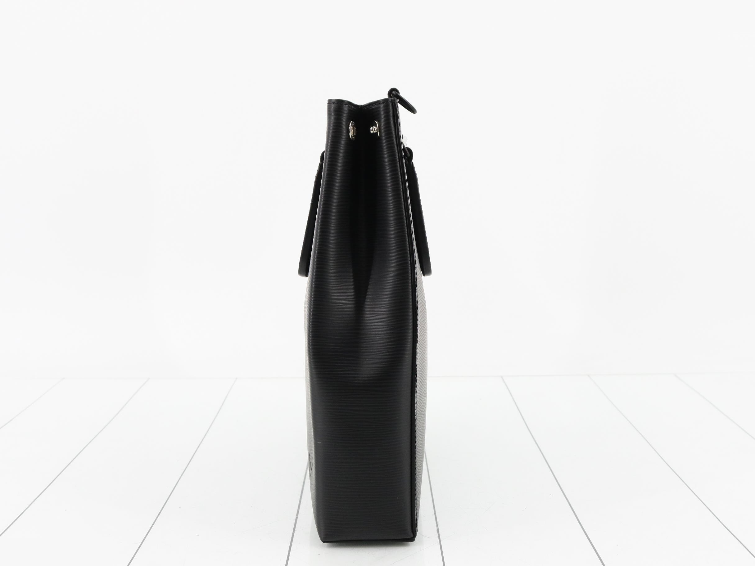 Epi Shoulder Bag Sac Plat — view 3