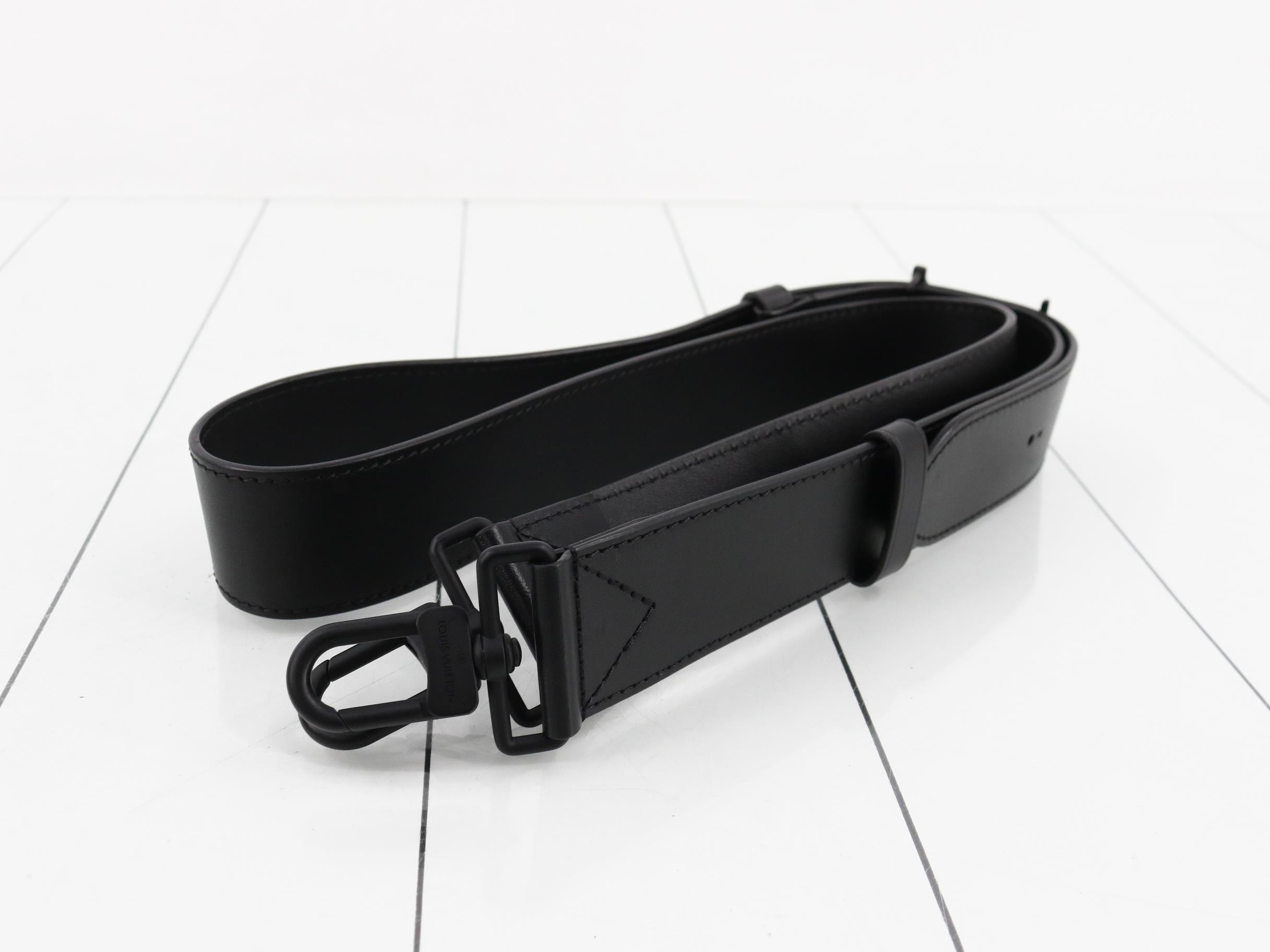 Epi Shoulder Bag Sac Plat — view 7