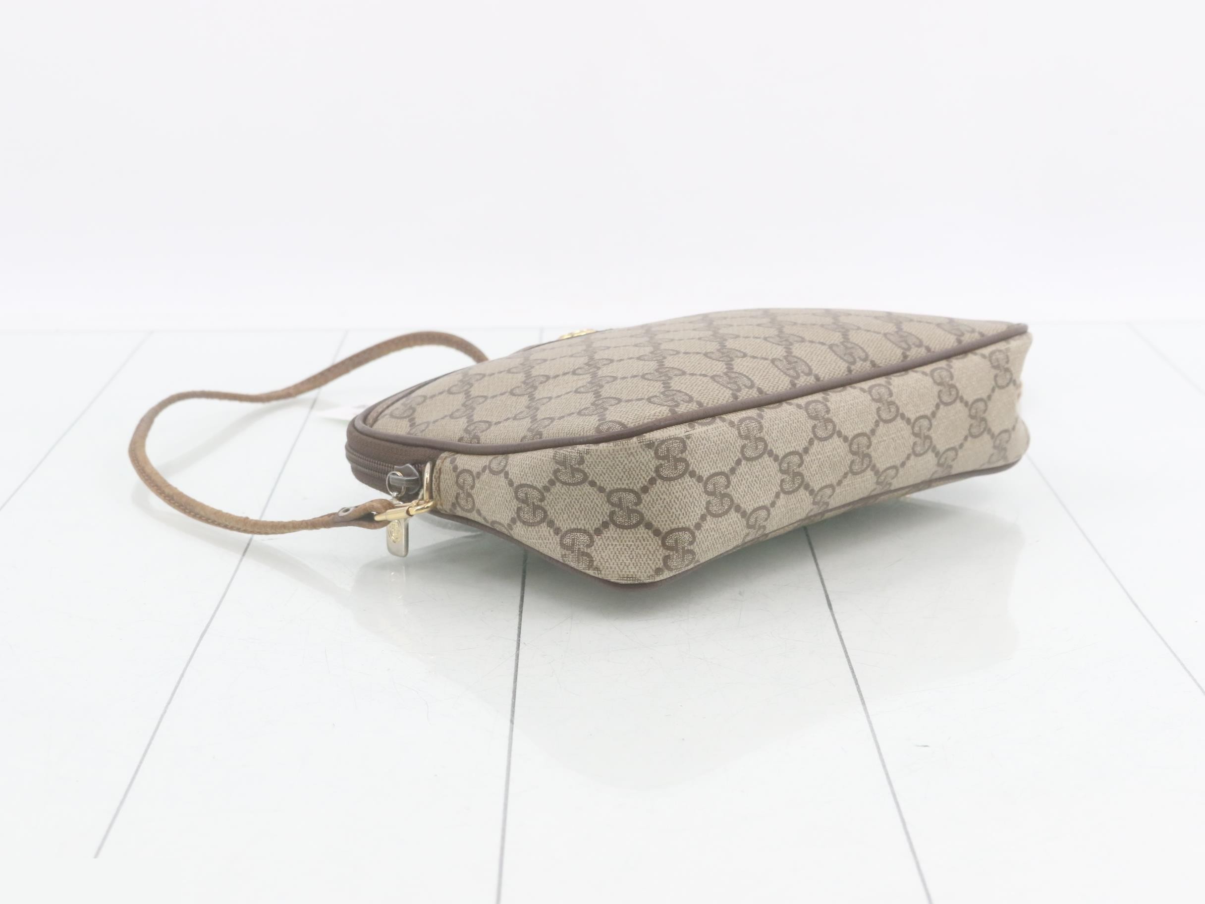 GG Supreme Shoulder Bag — view 5