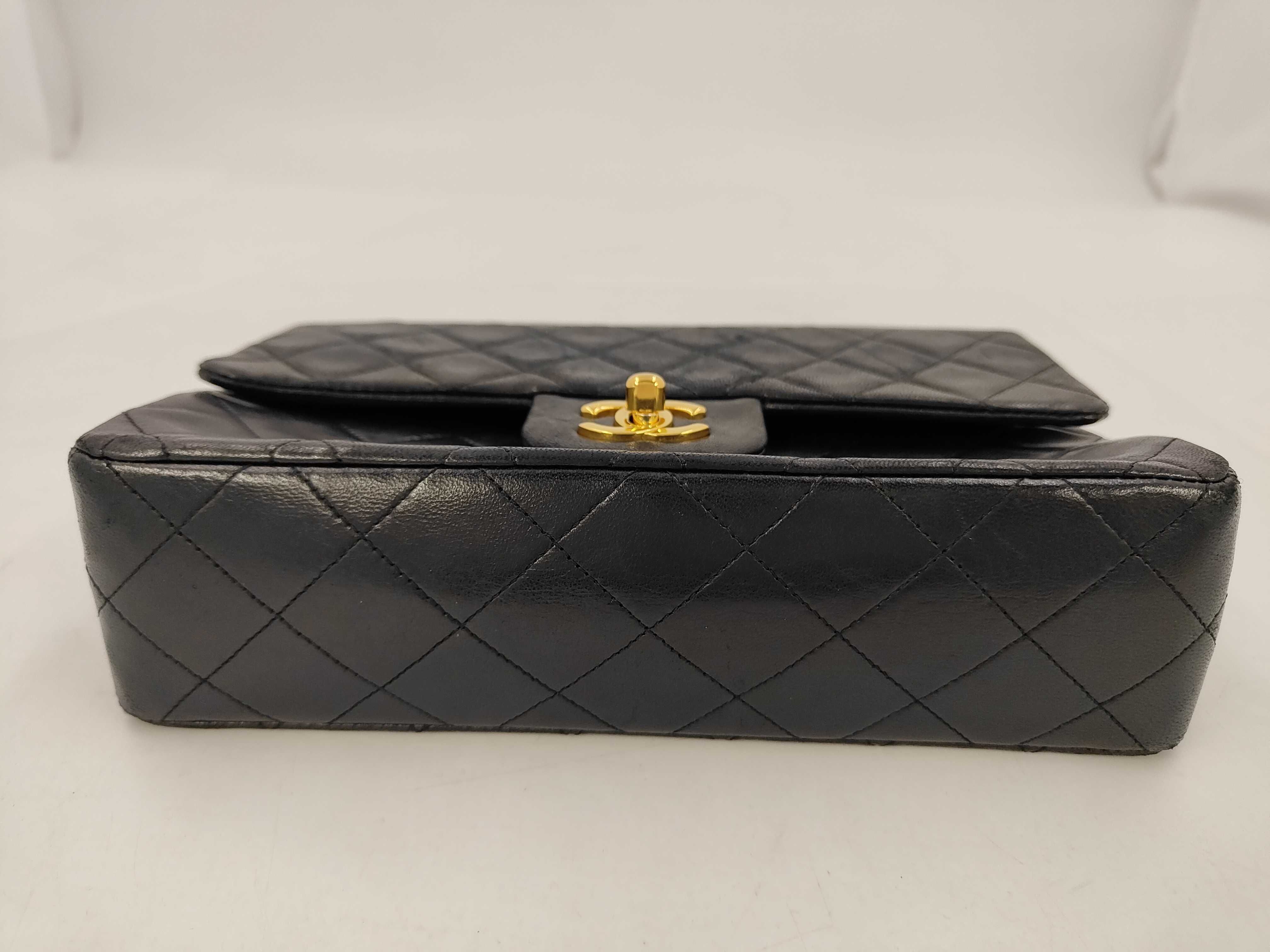 Matelassé Chain Lambskin Shoulder Bag — view 3