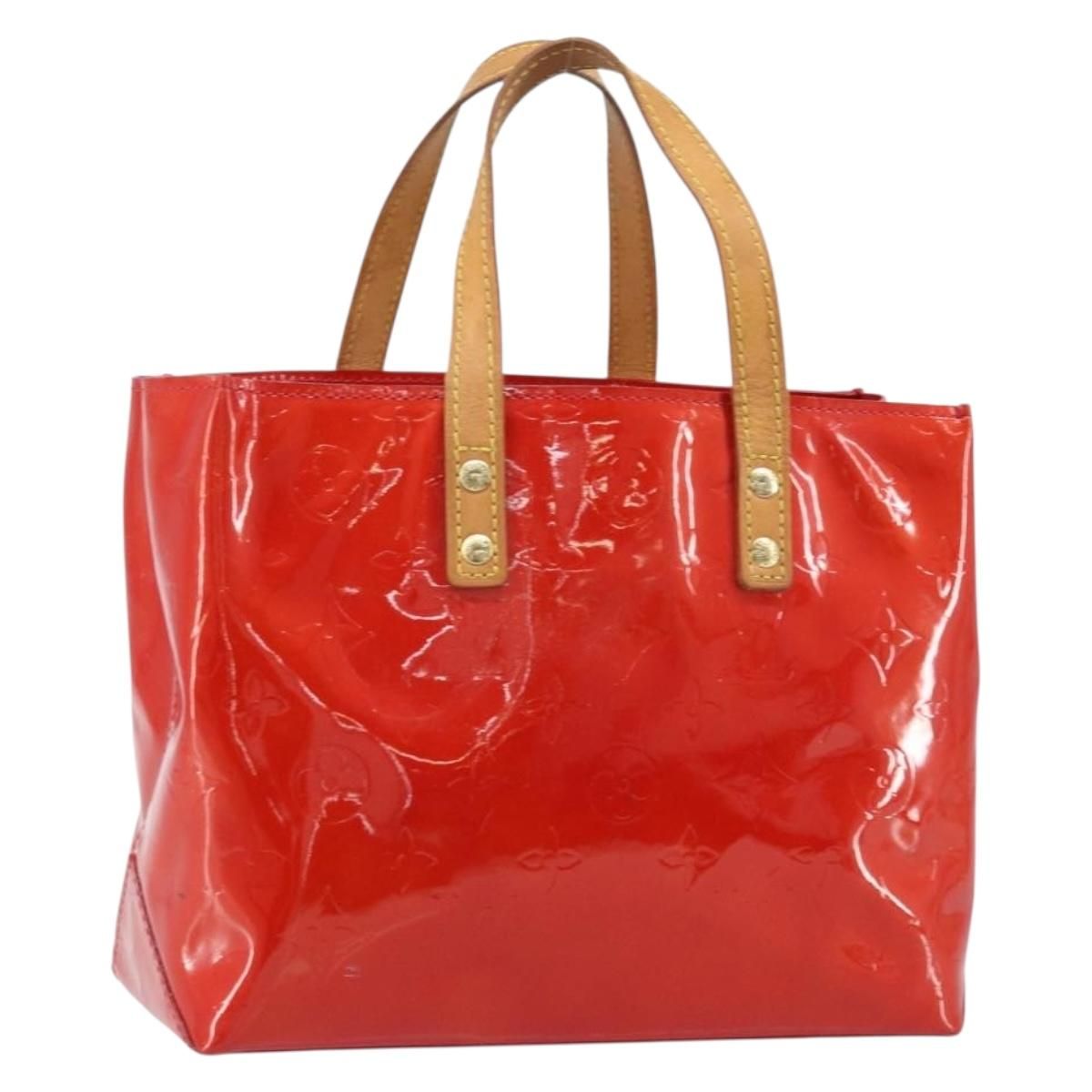 Reade PM, Vernis