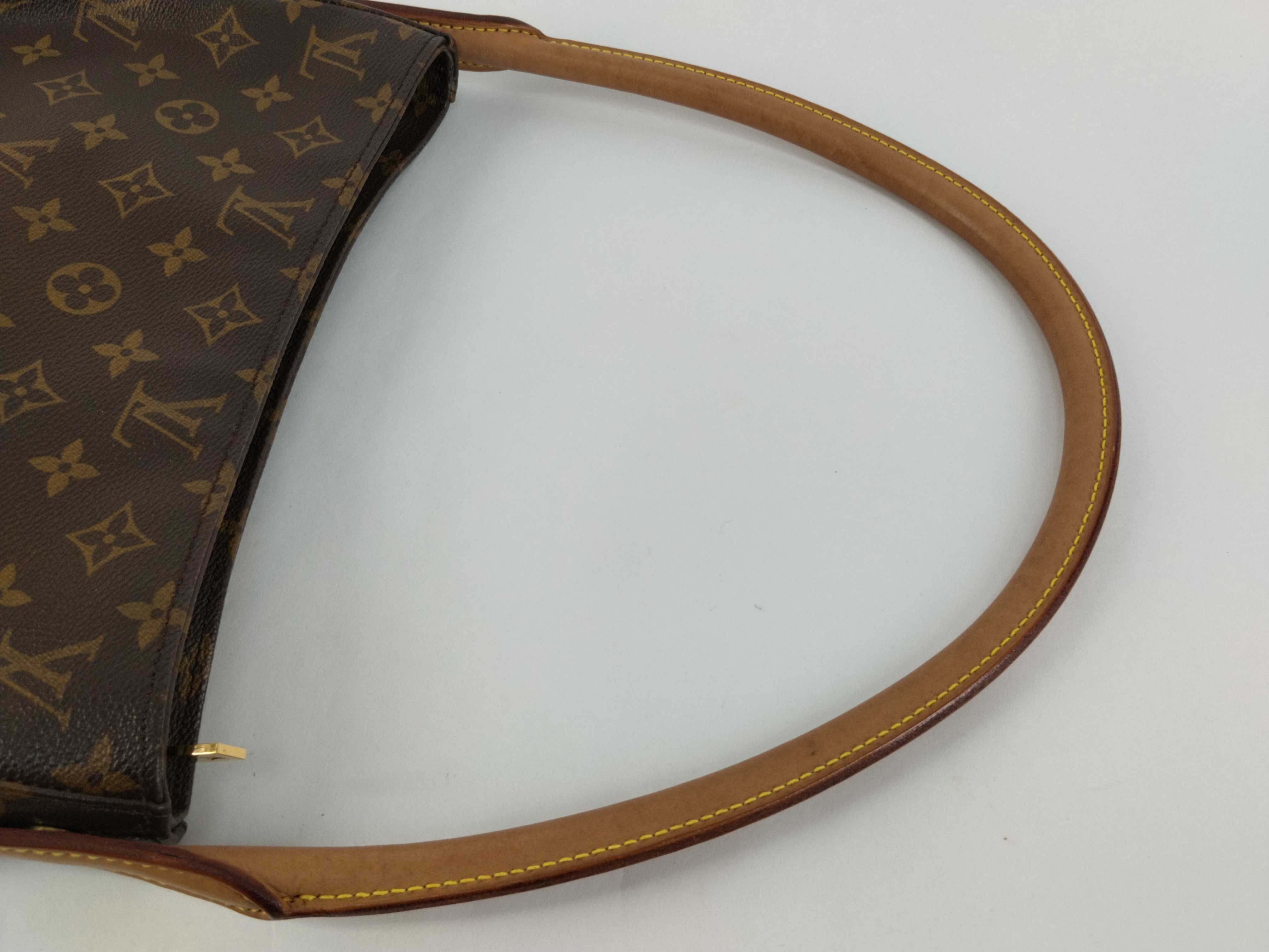 Monogram Louis Vuitton Monogram Looping GM M51145 Shoulder Bag — view 3