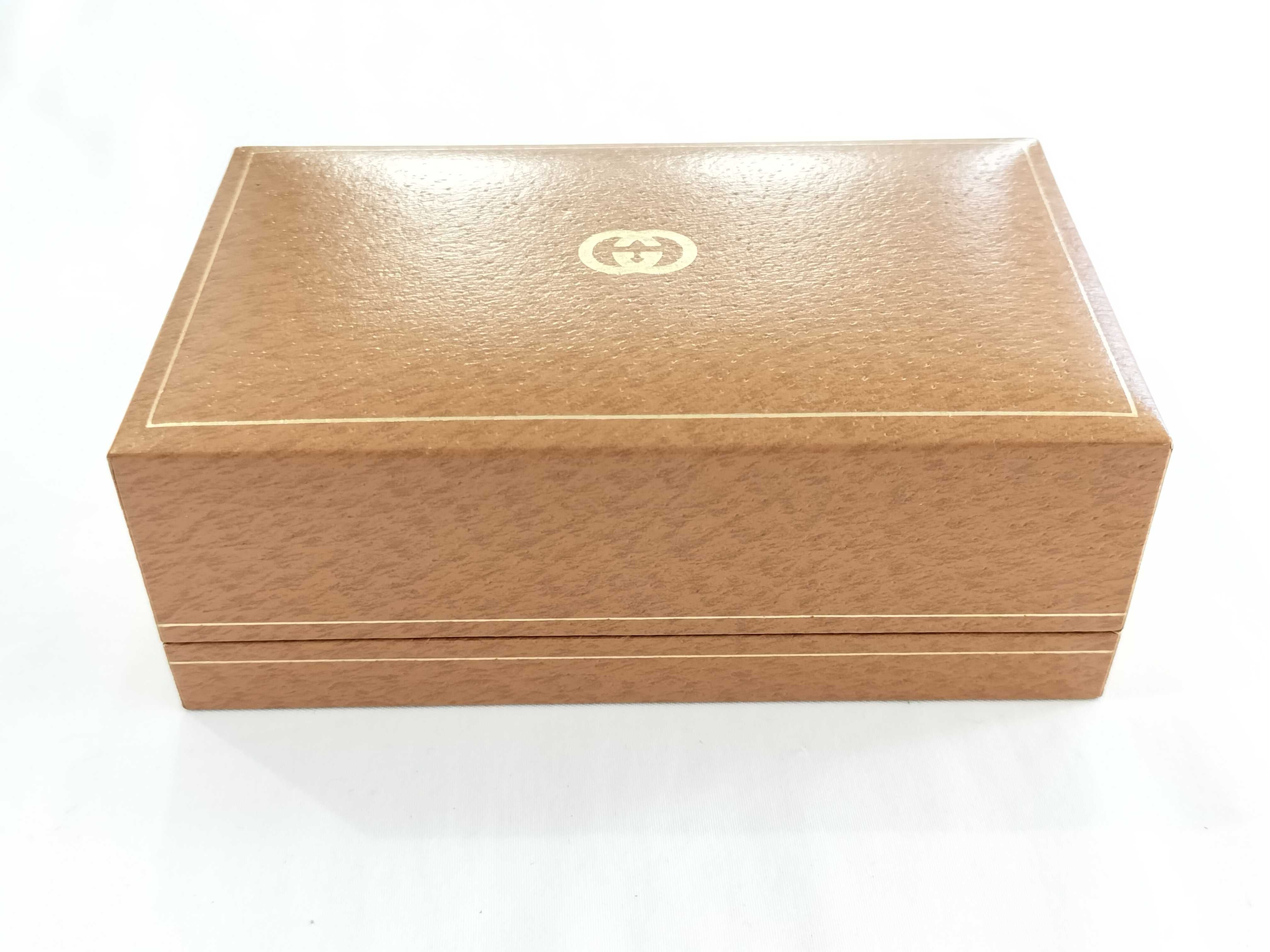 watch bezel and other accessories — view 3