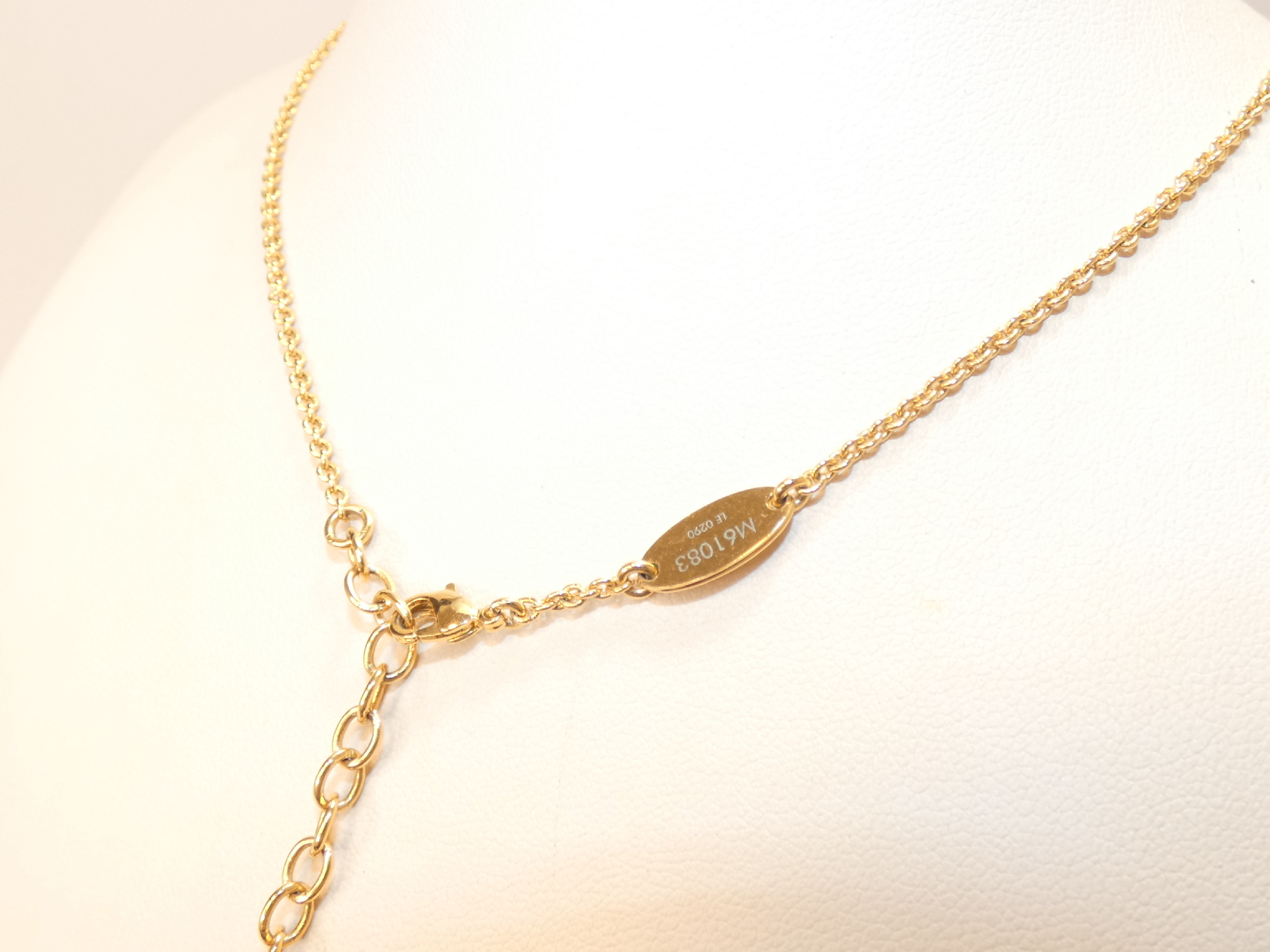 Essential V GP Necklace — view 4