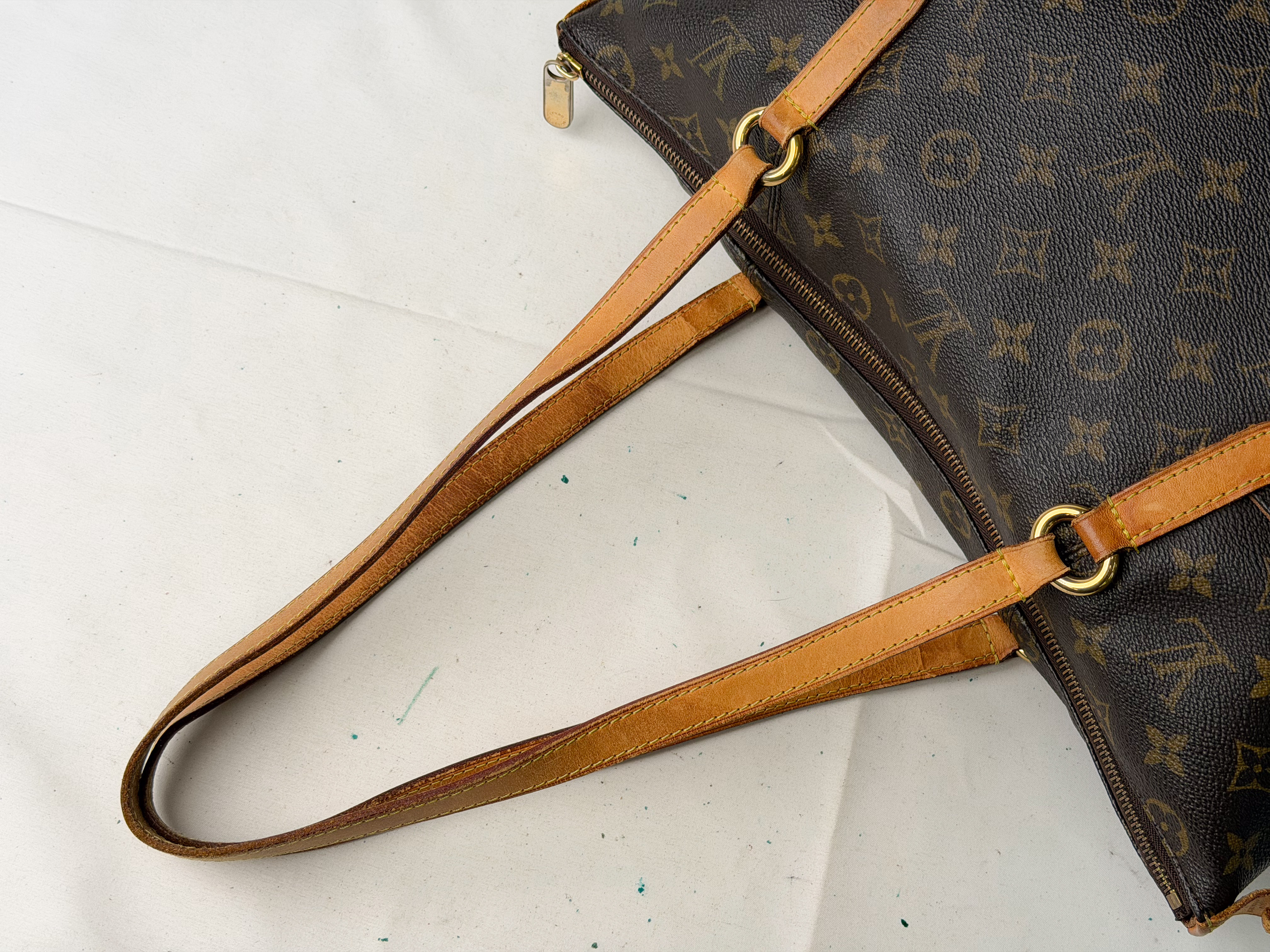 Monogram M56690 Totally GM MB2039 Tote Bag — view 3