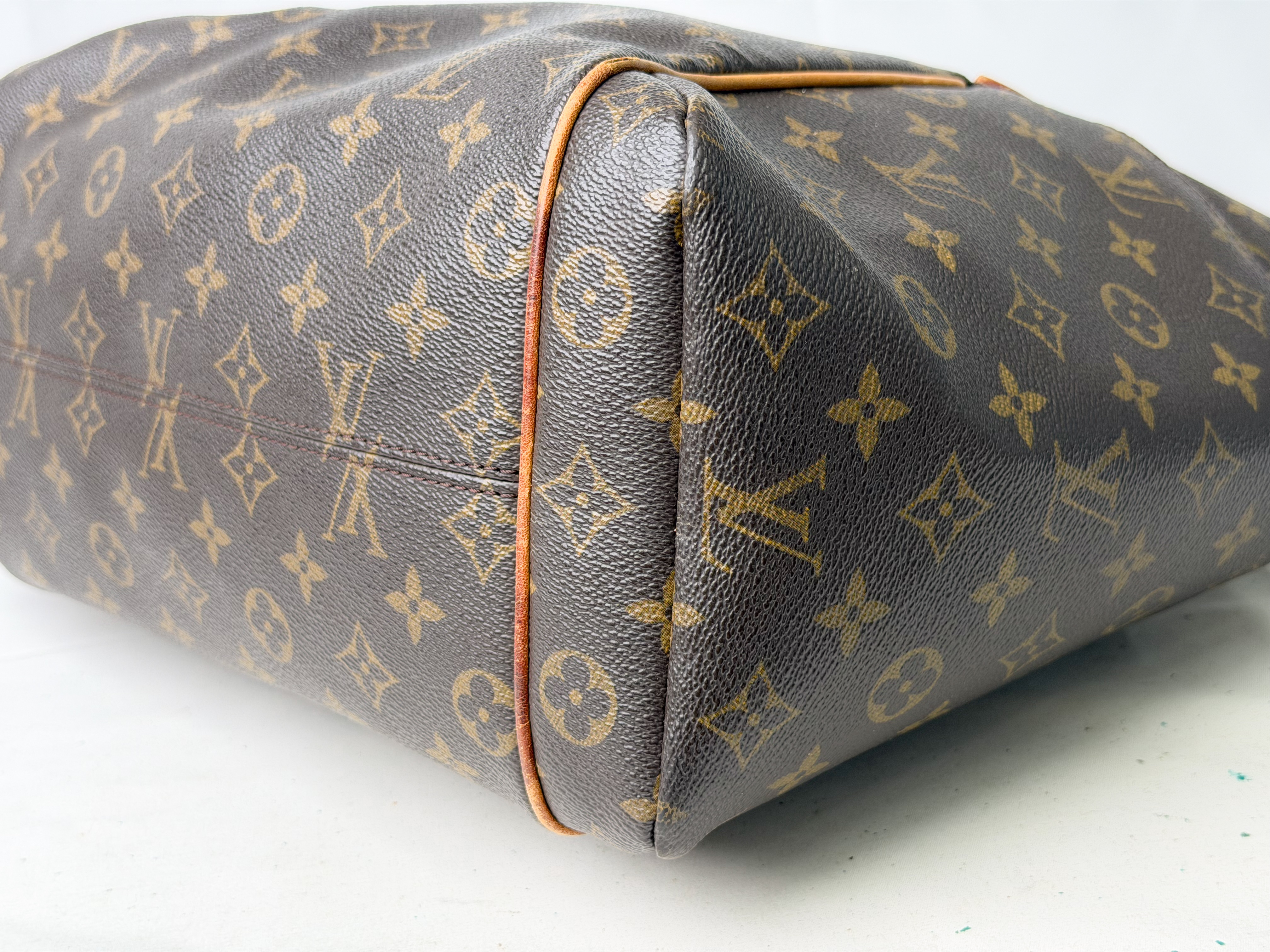Monogram M56690 Totally GM MB2039 Tote Bag — view 5