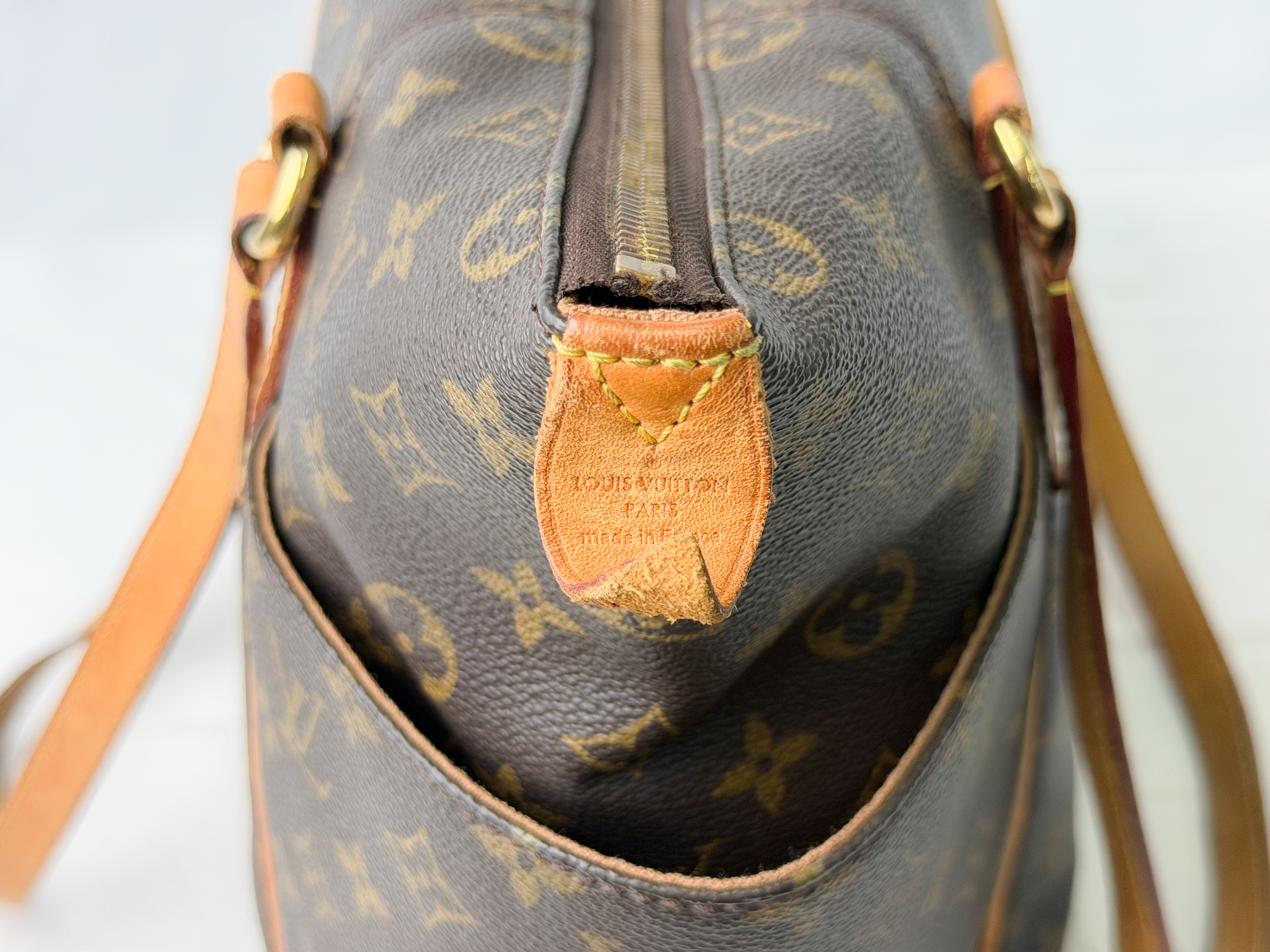Monogram M56690 Totally GM MB2039 Tote Bag — view 10