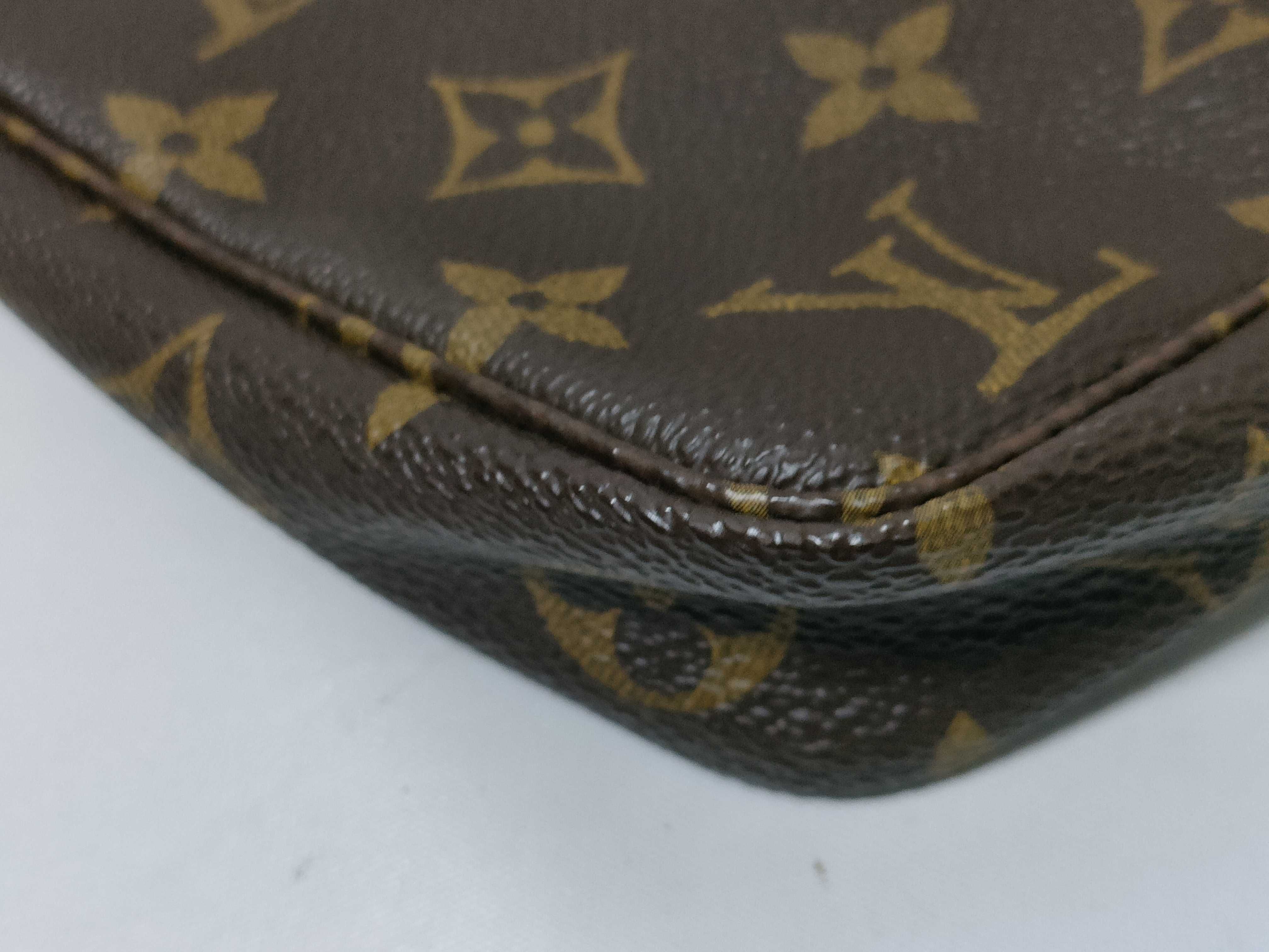 Monogram Accessoires Pouch — view 6