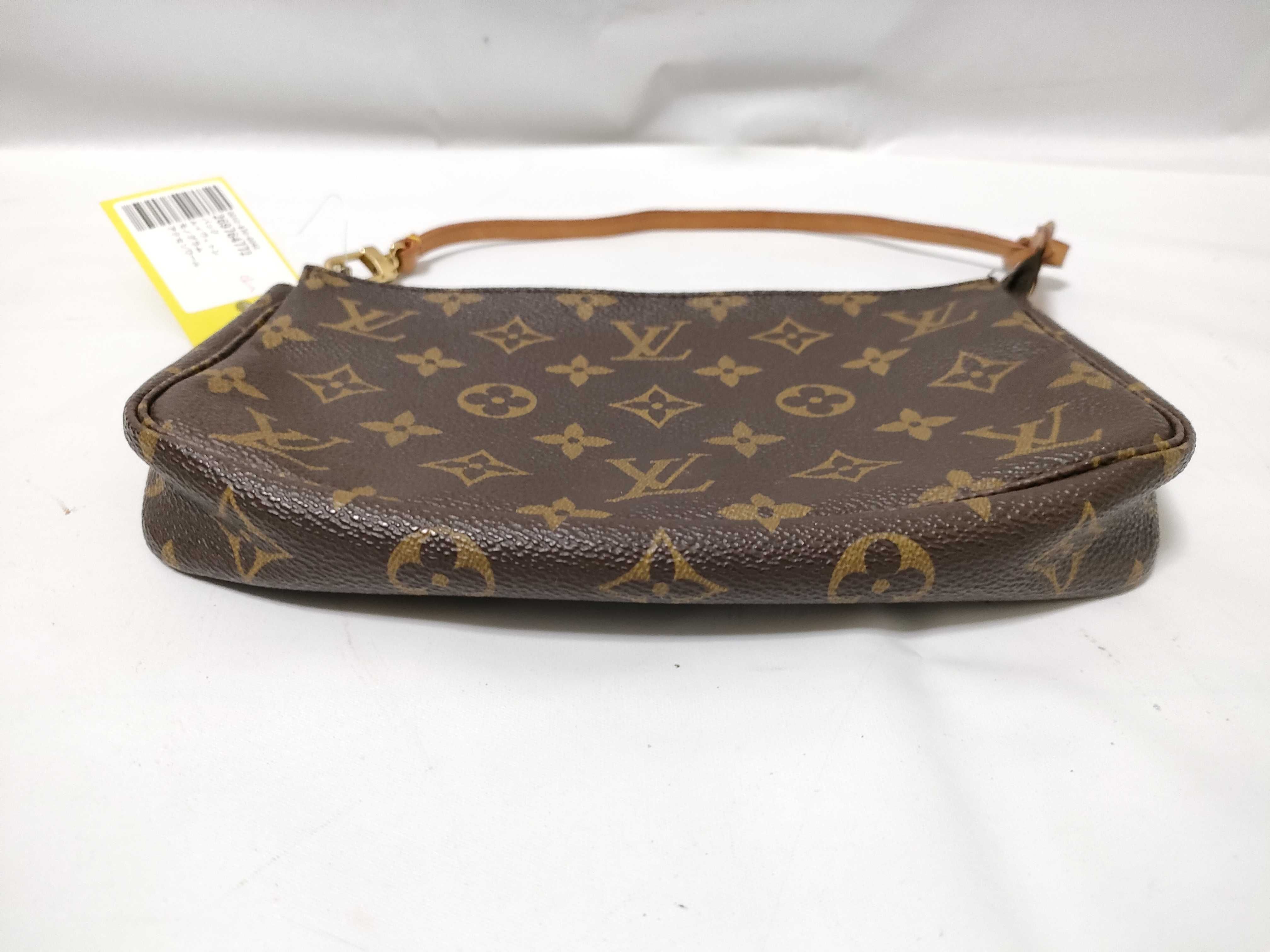 Monogram Accessoires Pouch — view 7