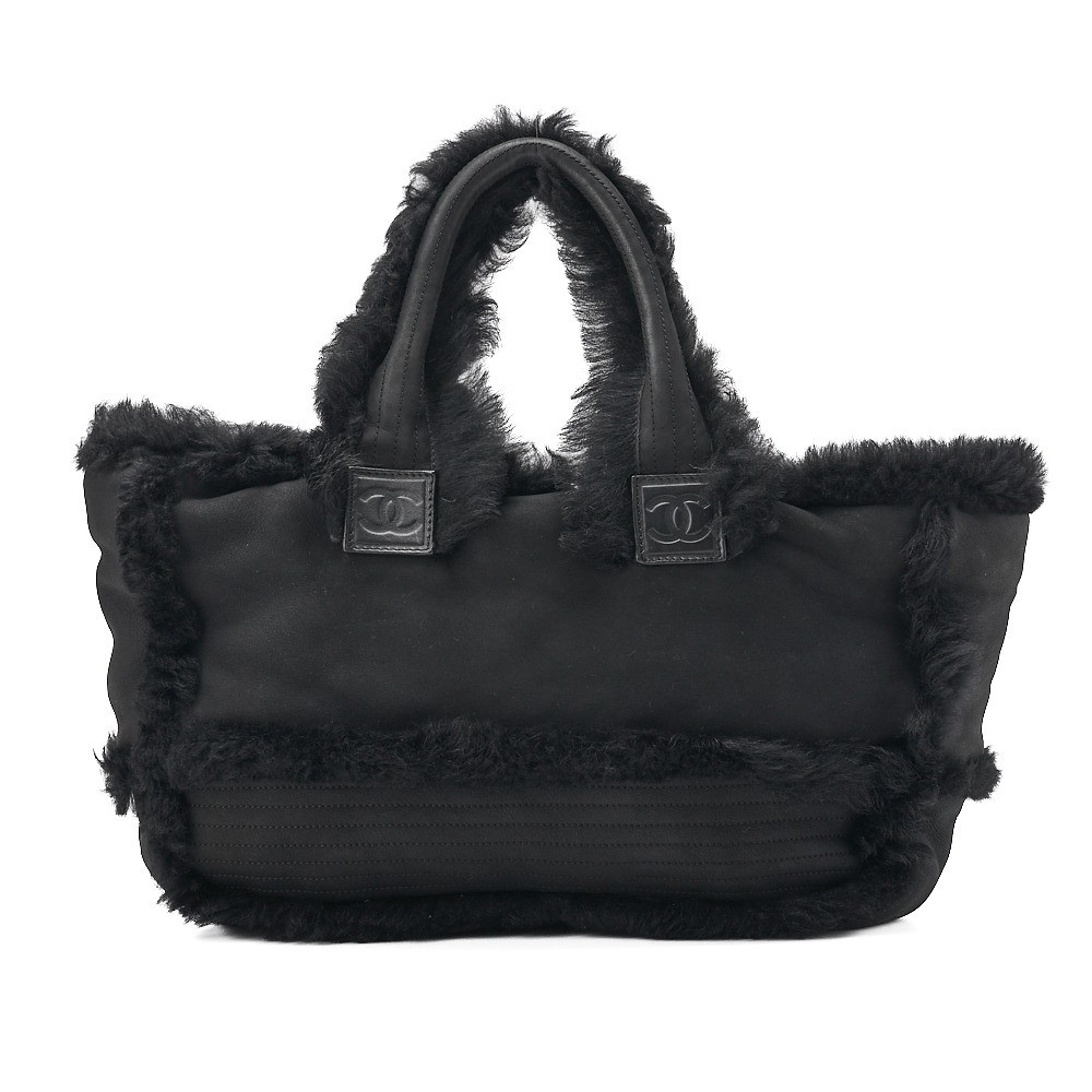 Sheepskin and fur tote bag, black, silver hardware, serial number 11. — view 2