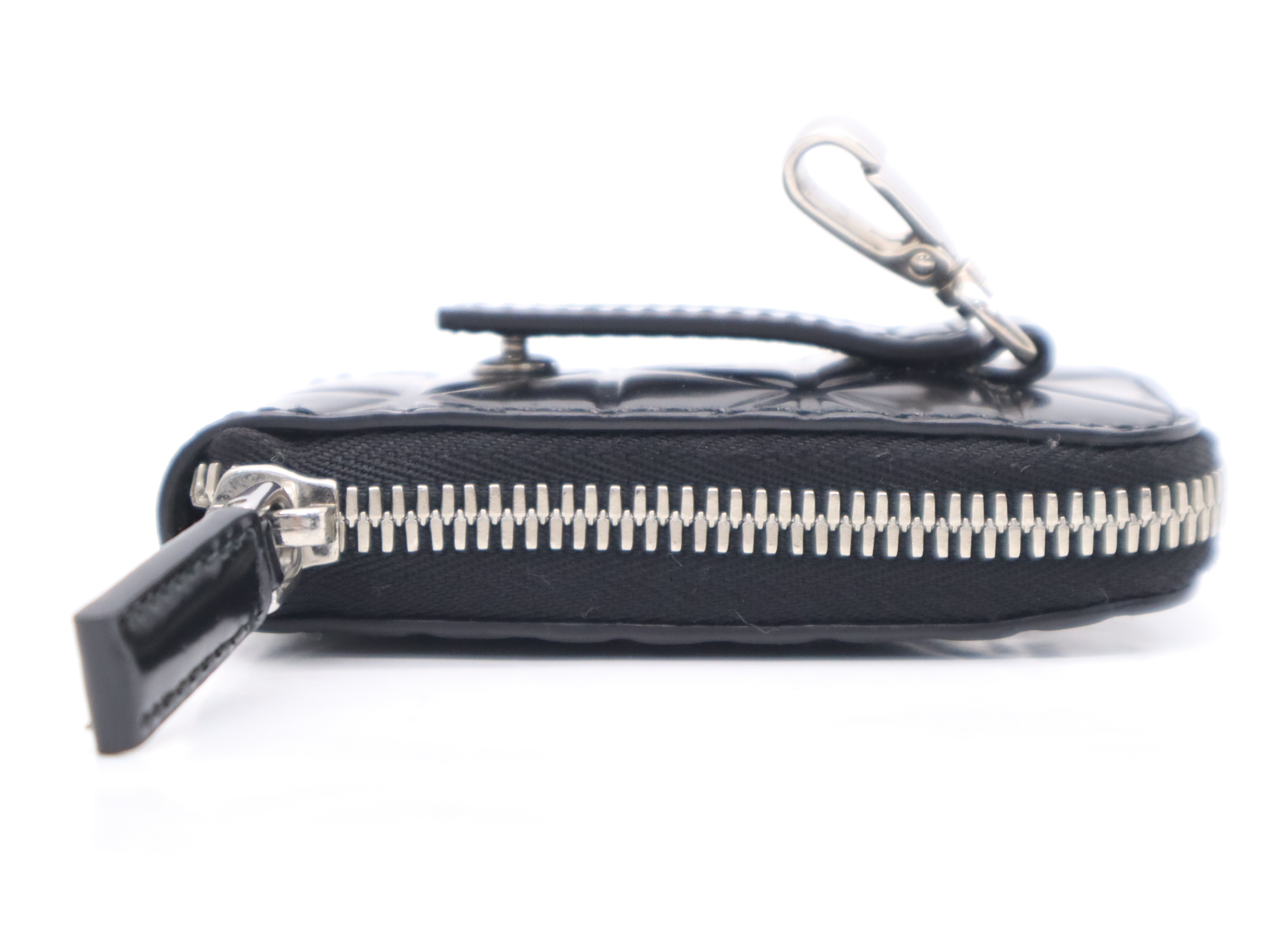 Leather Shoulder Bag, Black, with Shoulder Strap and Pouch. — view 15
