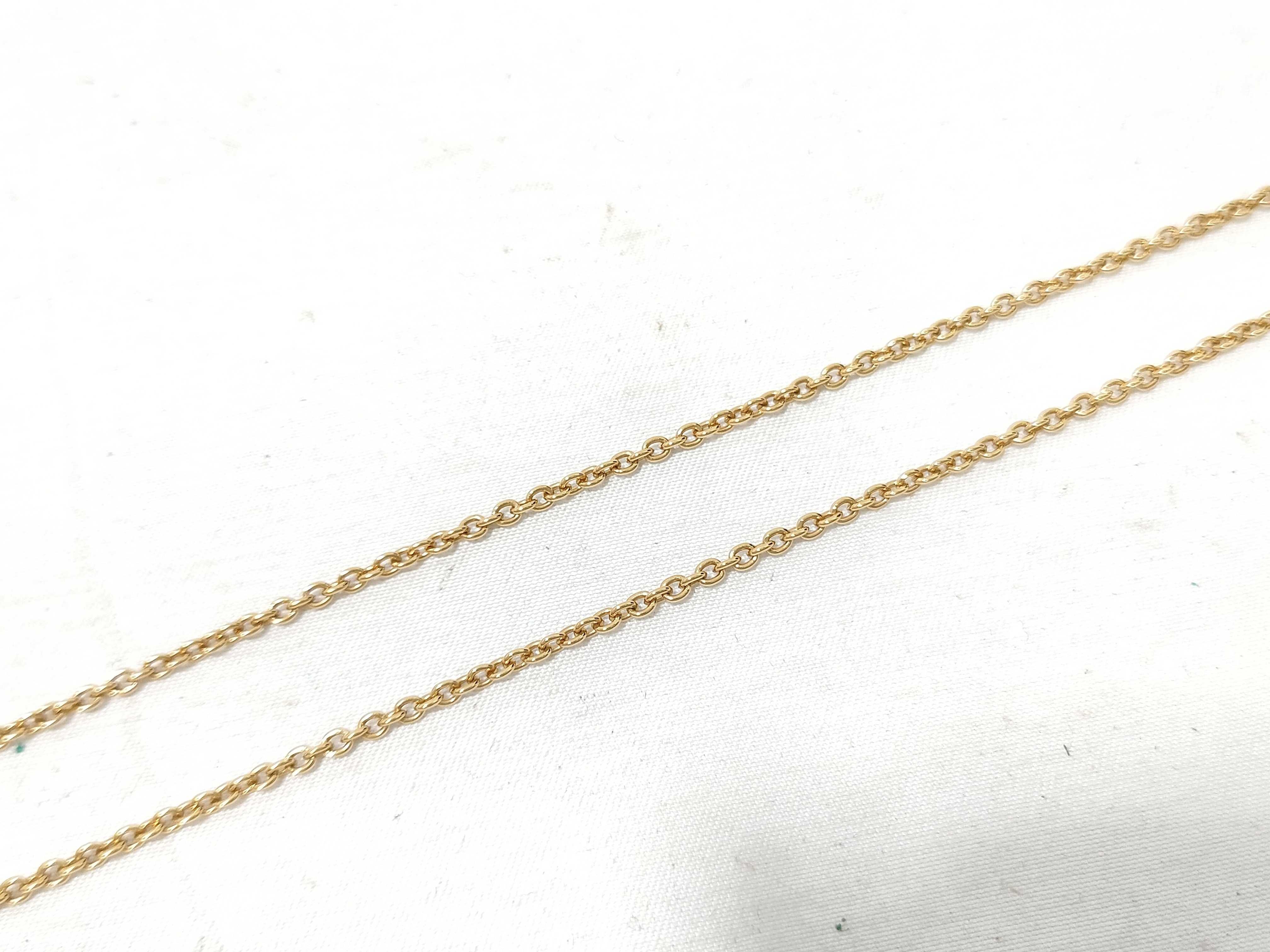 Essential V Necklace M80137 Necklace — view 8