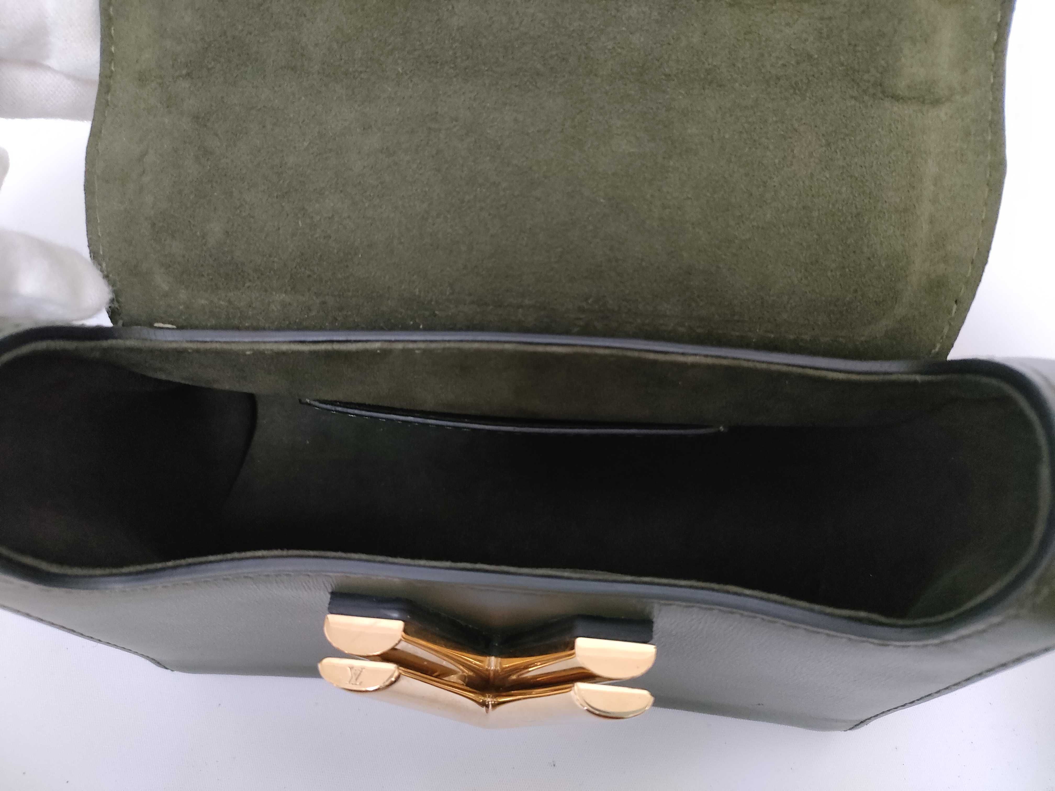 Monogram Louis Vuitton Twist PM Green Shoulder Bag — view 11