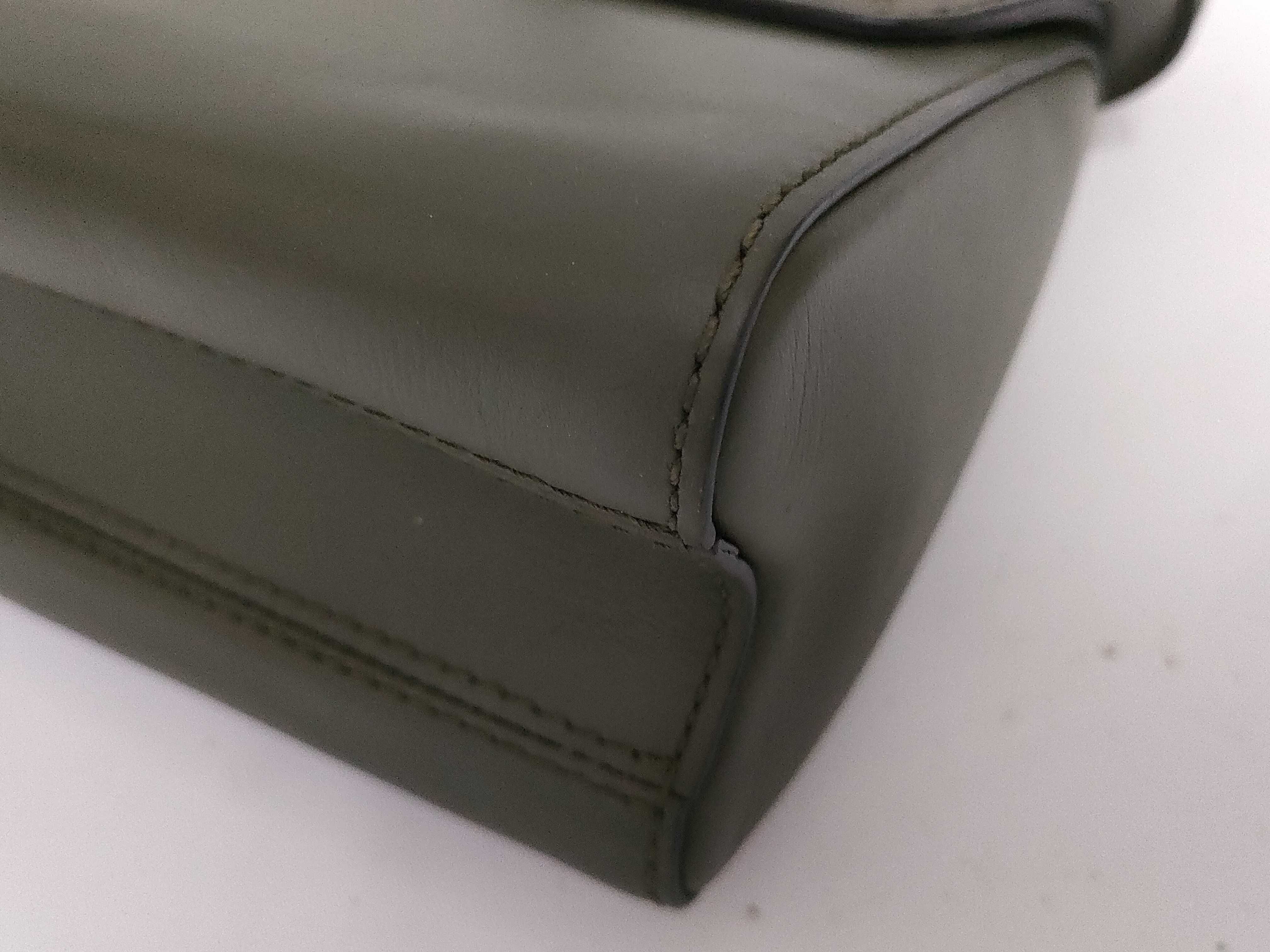 Monogram Louis Vuitton Twist PM Green Shoulder Bag — view 4