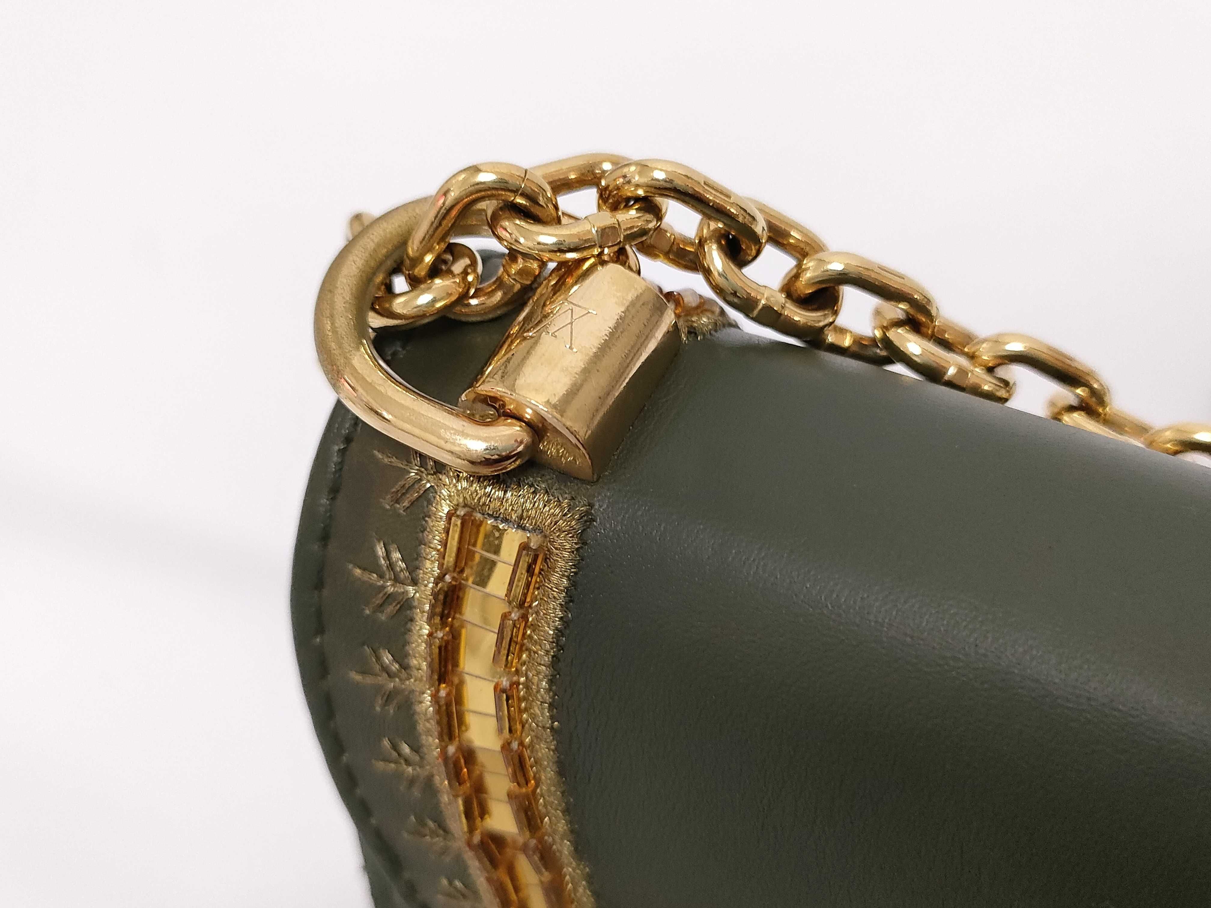 Monogram Louis Vuitton Twist PM Green Shoulder Bag — view 8