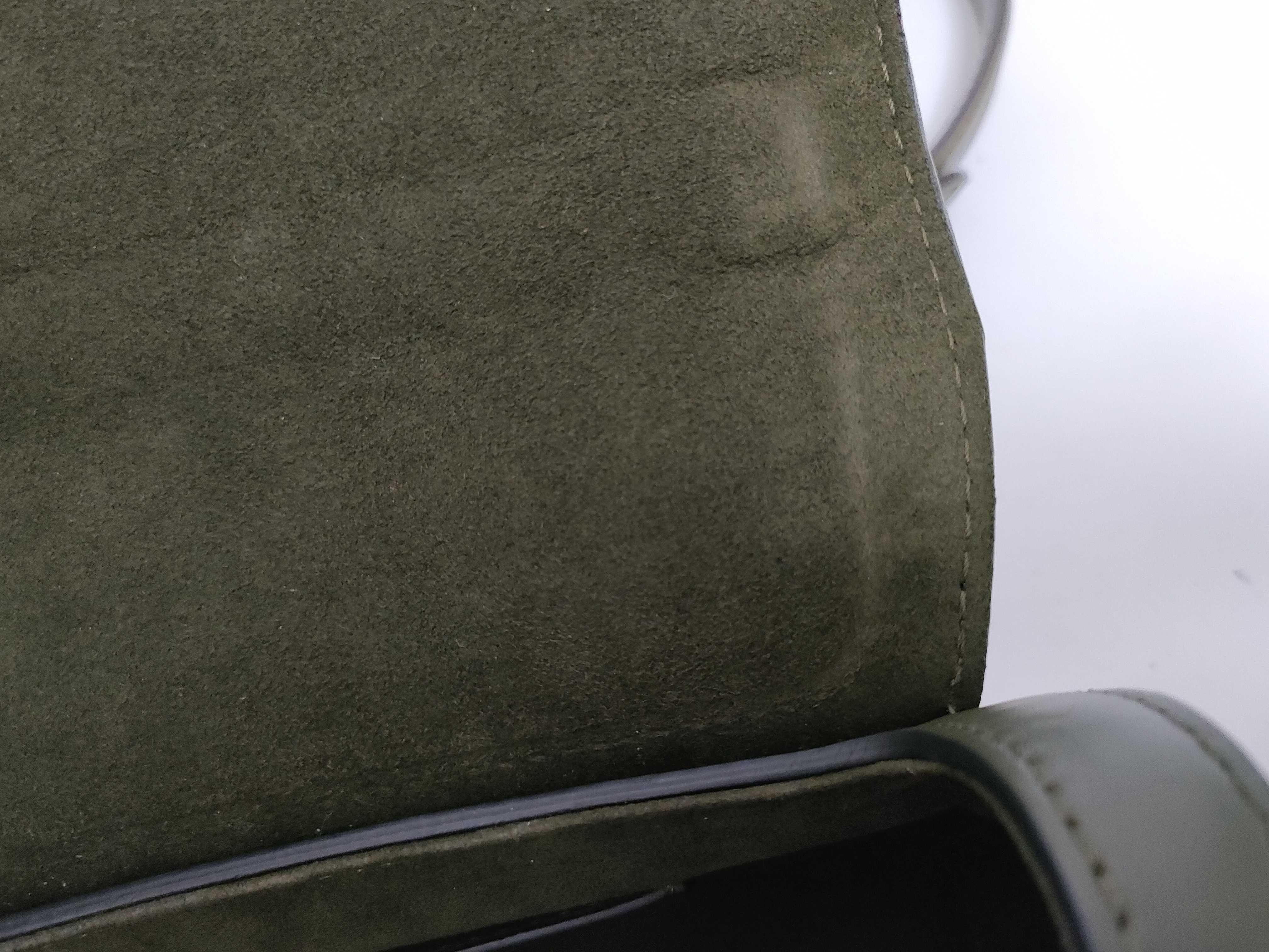 Monogram Louis Vuitton Twist PM Green Shoulder Bag — view 10