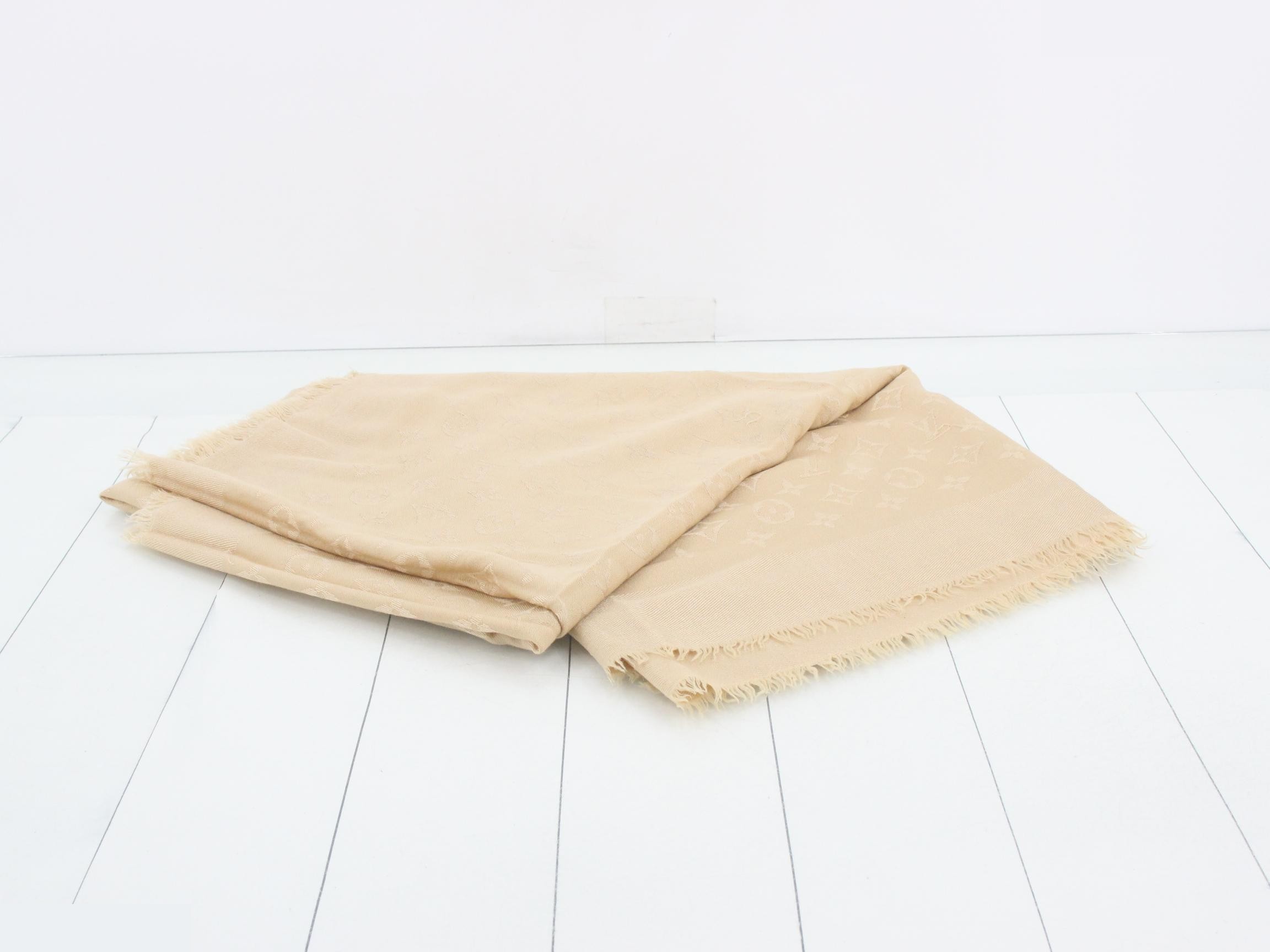 LV Shawl, Beige — view 3