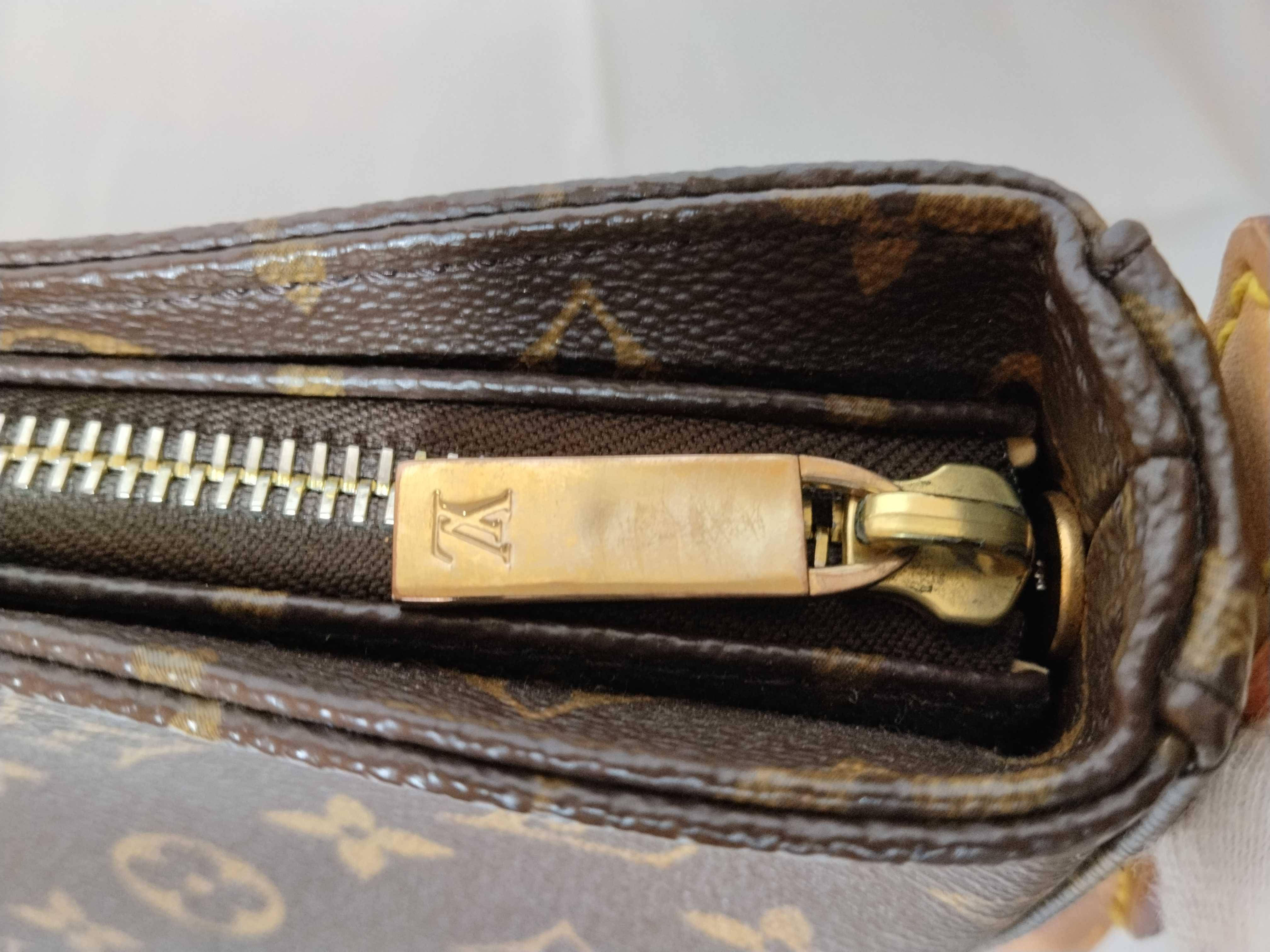Monogram M51146 Looping MM Handbag — view 9