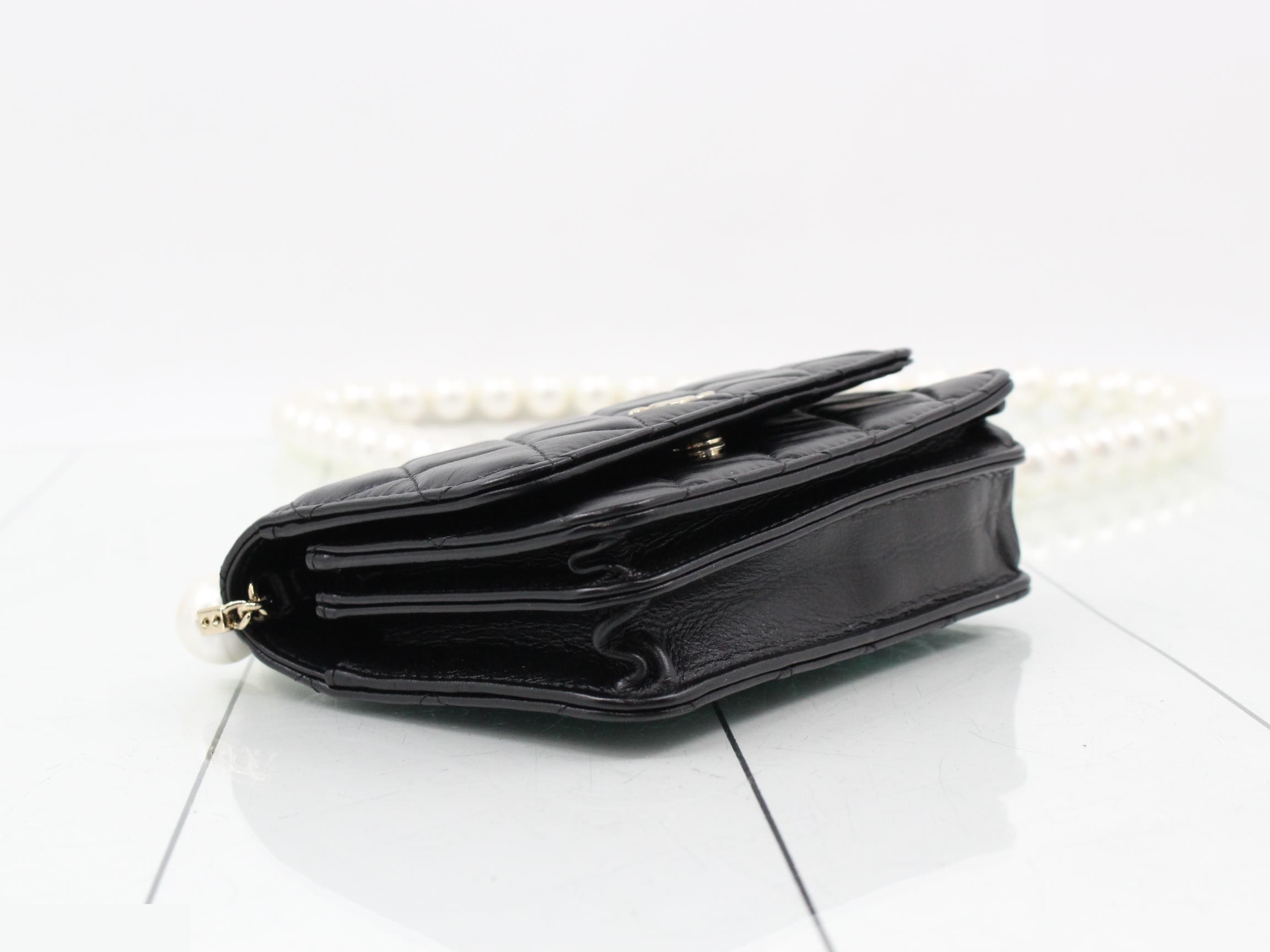 Matelassé Lambskin Pearl Chain Wallet — view 5