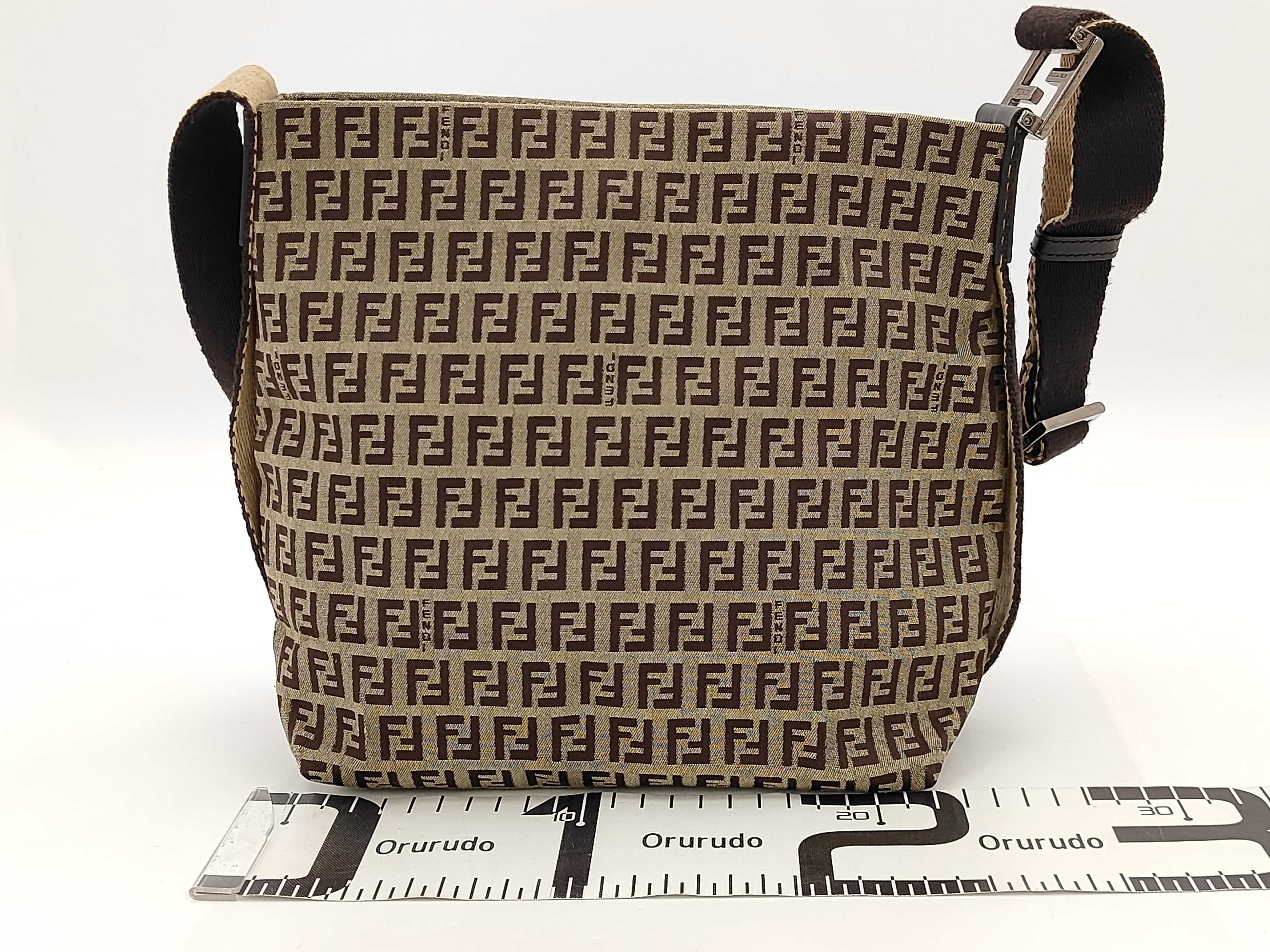 Zucchino Shoulder Bag — view 2