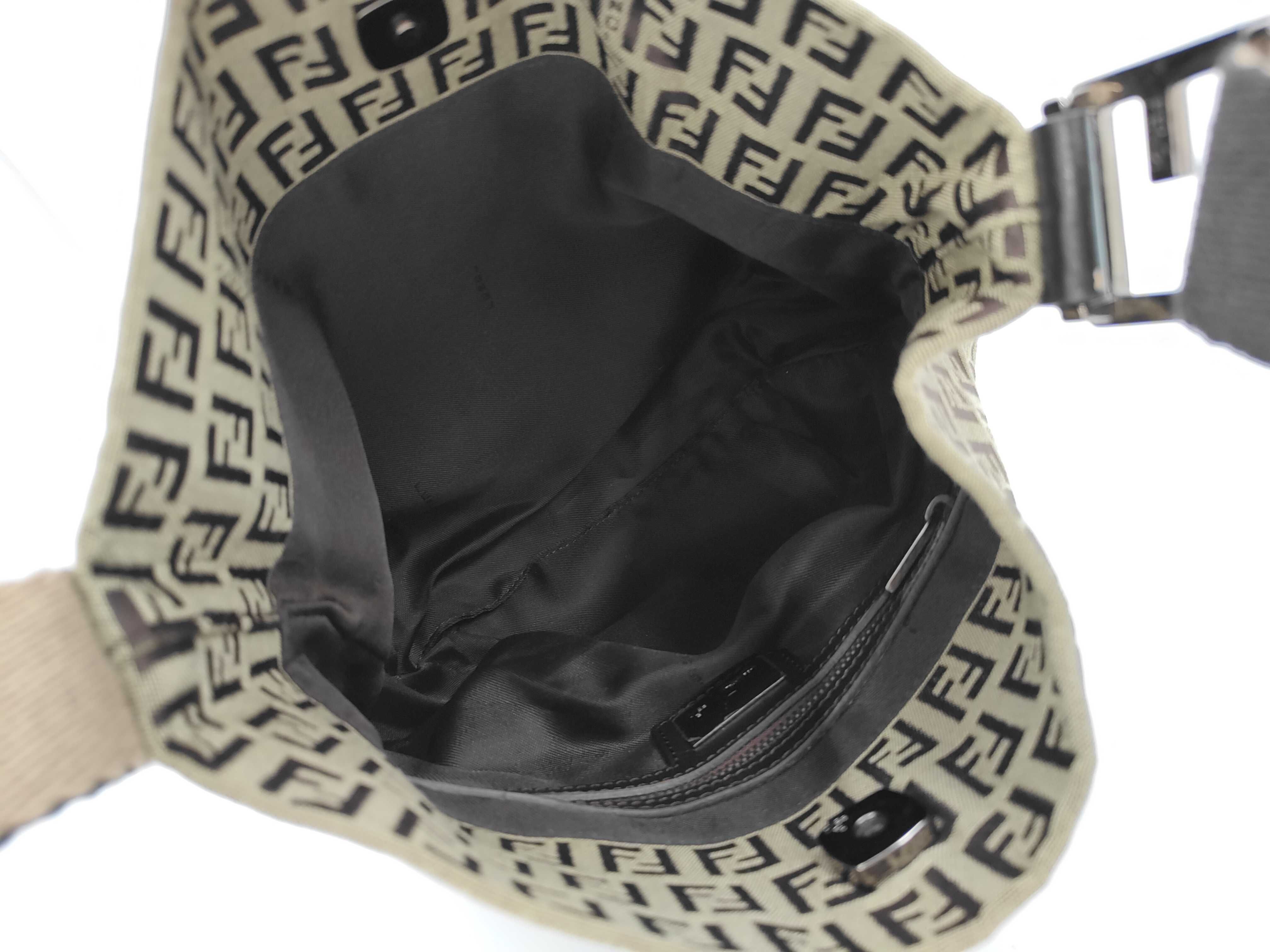 Zucchino Shoulder Bag — view 9