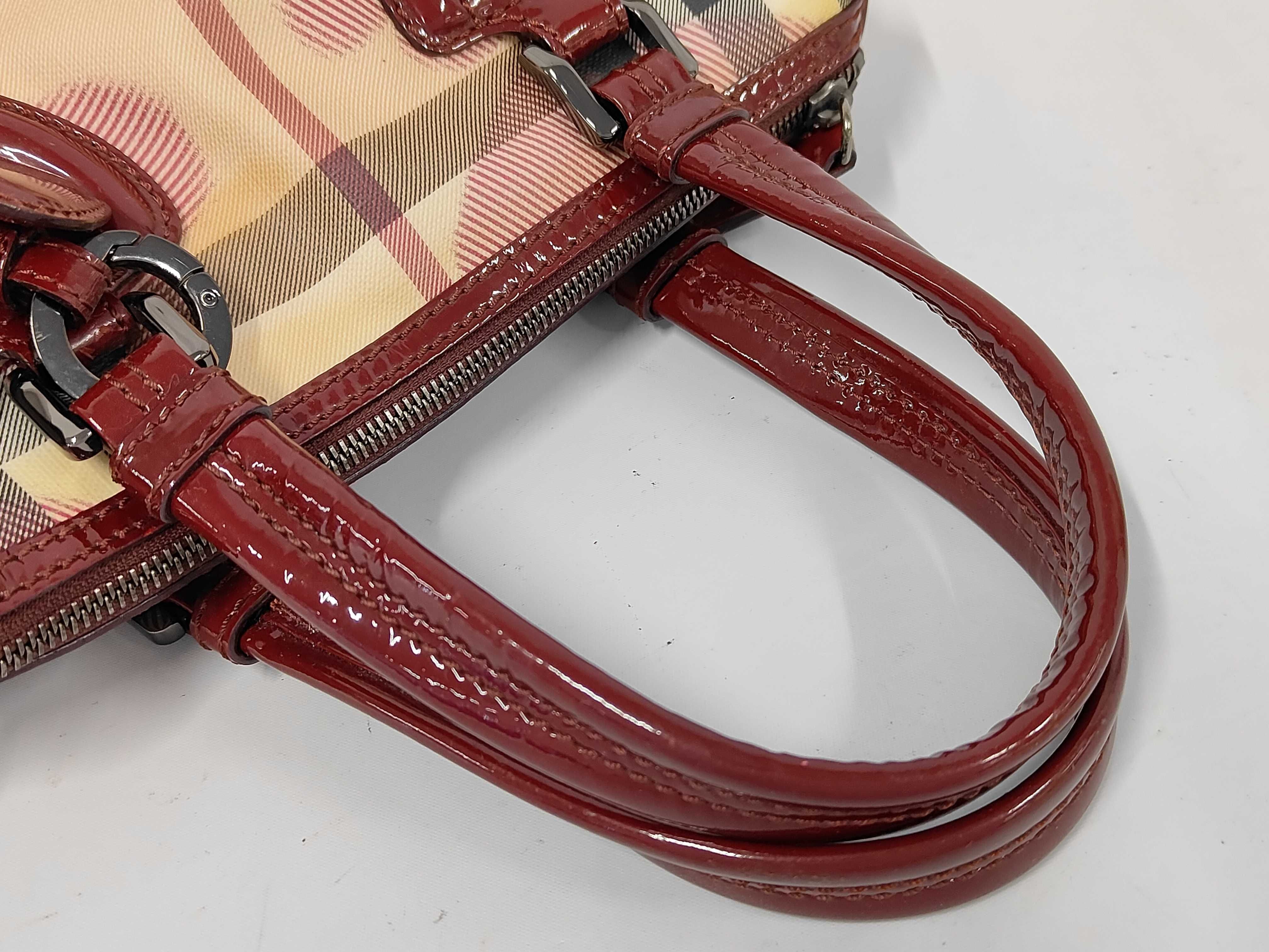 handbag — view 3