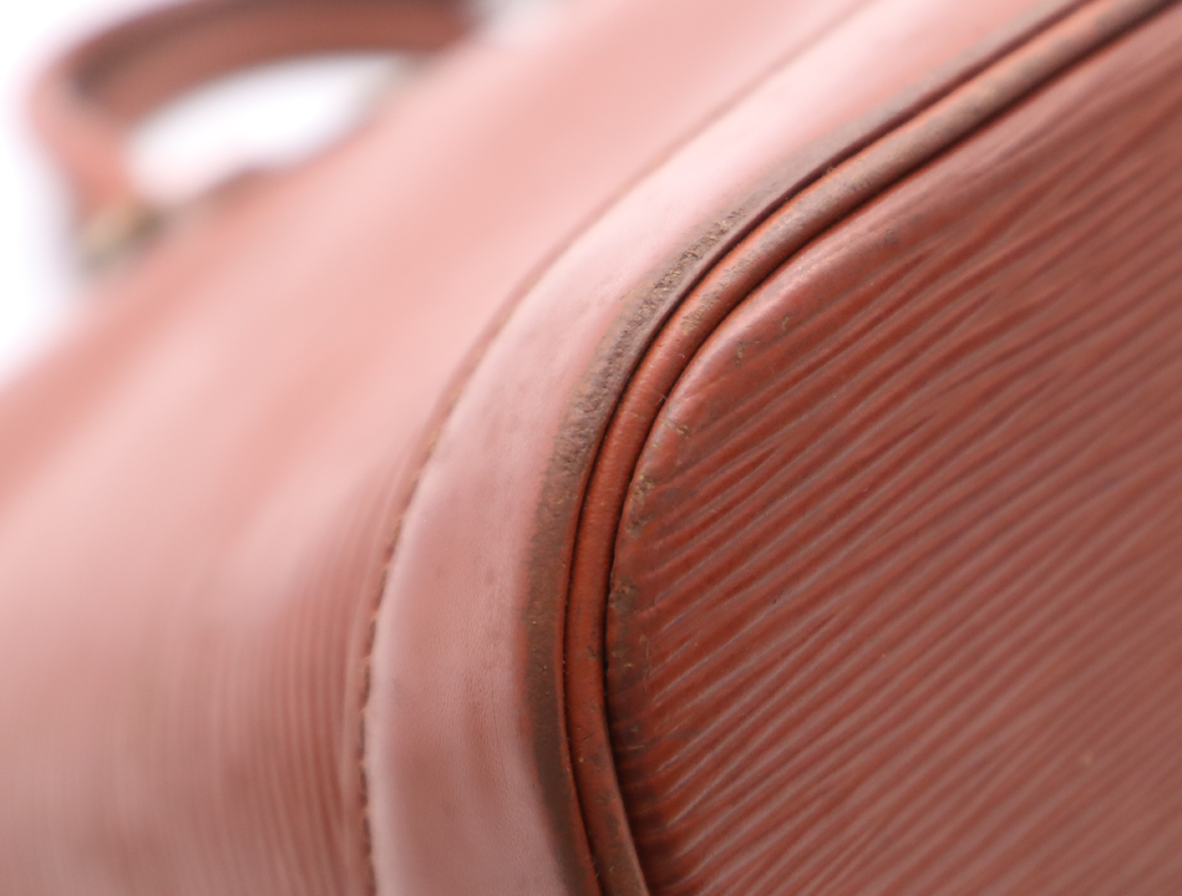 M52143 Epi Alma Kenya Brown Handbag — view 6