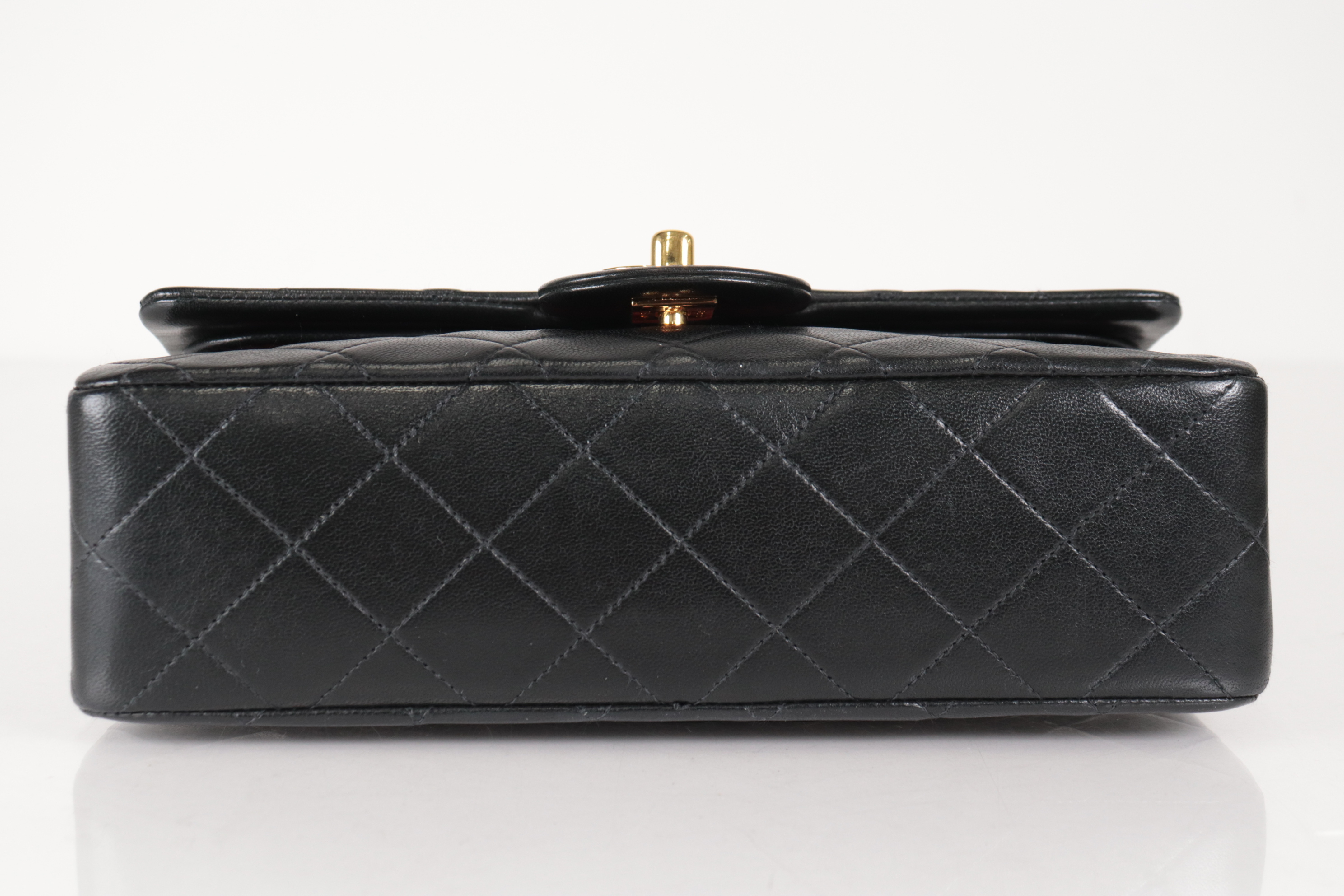 W-Flap 23 Lambskin Chain Shoulder Bag (Serial No. 4) — view 7
