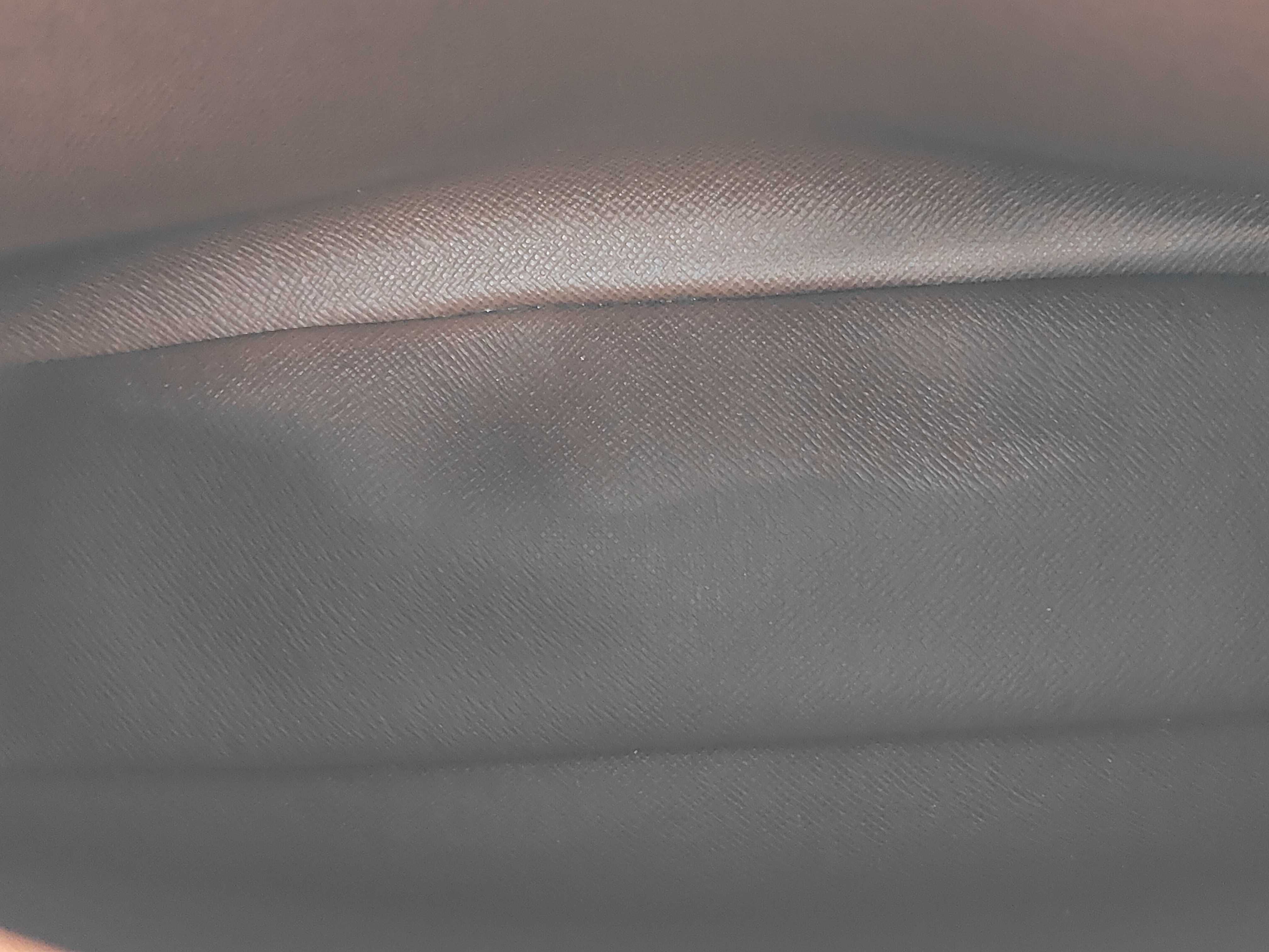LV Nile Shoulder Bag — view 7