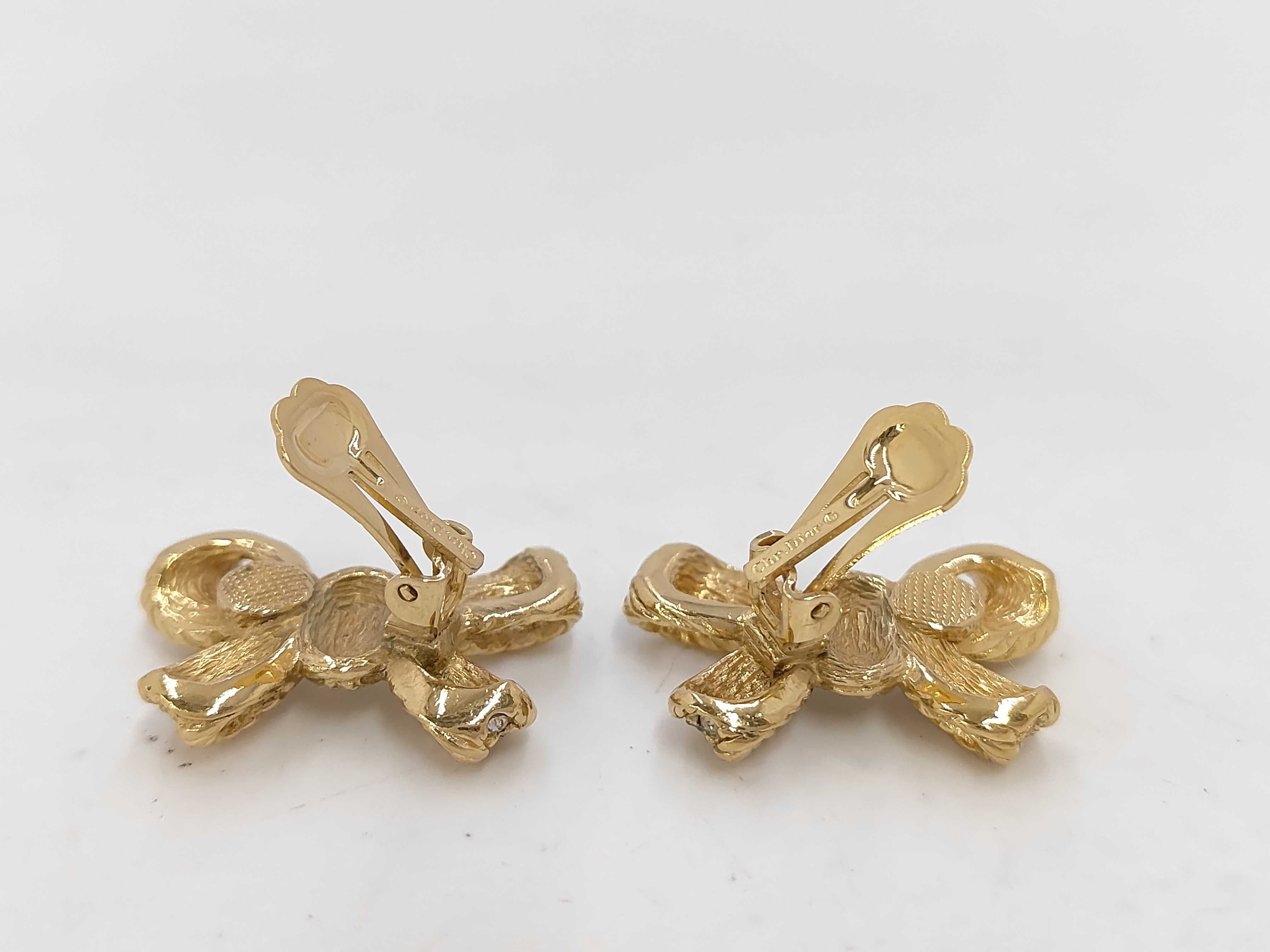 earrings — view 3