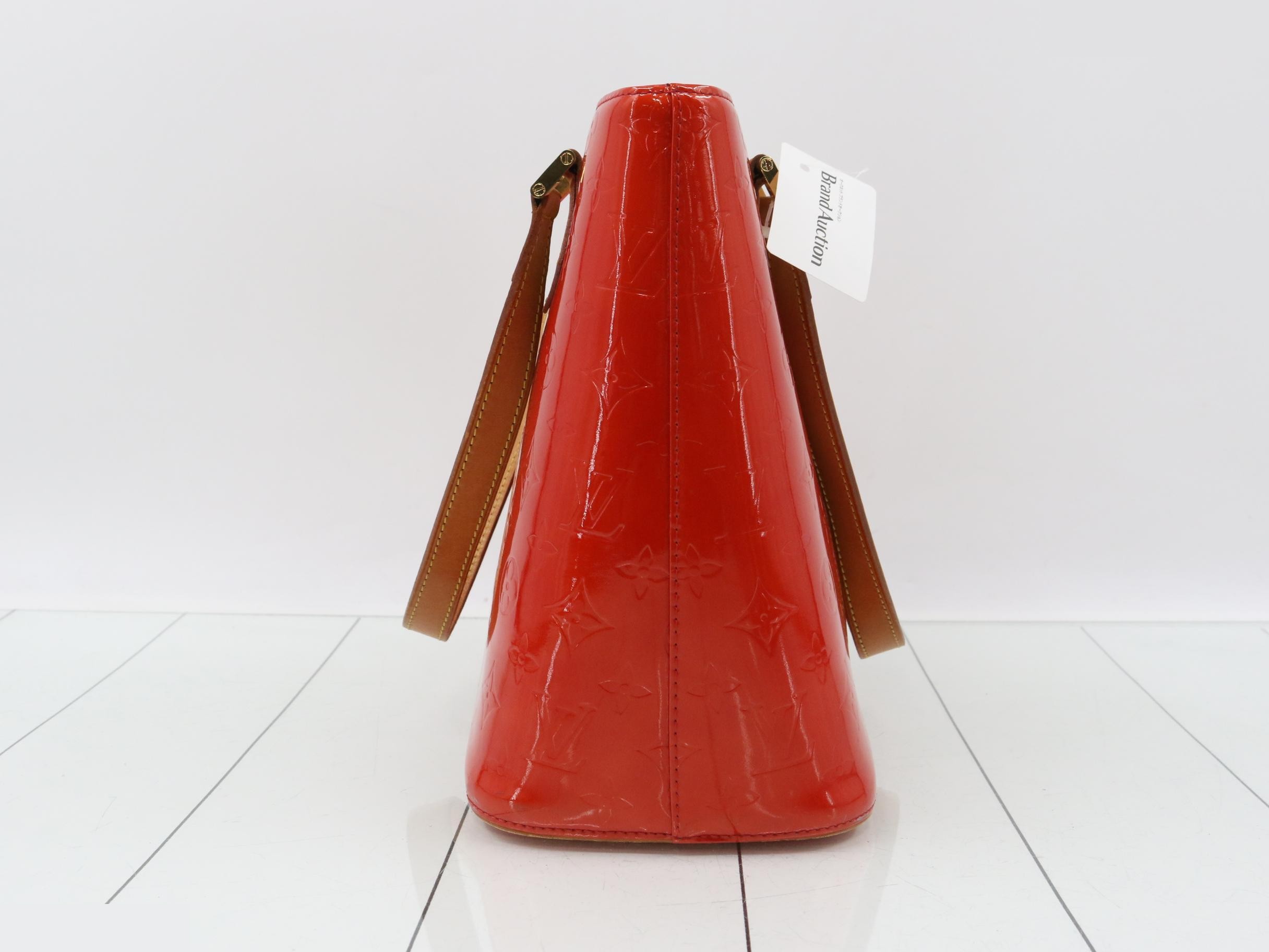 Houston Rouge — view 3