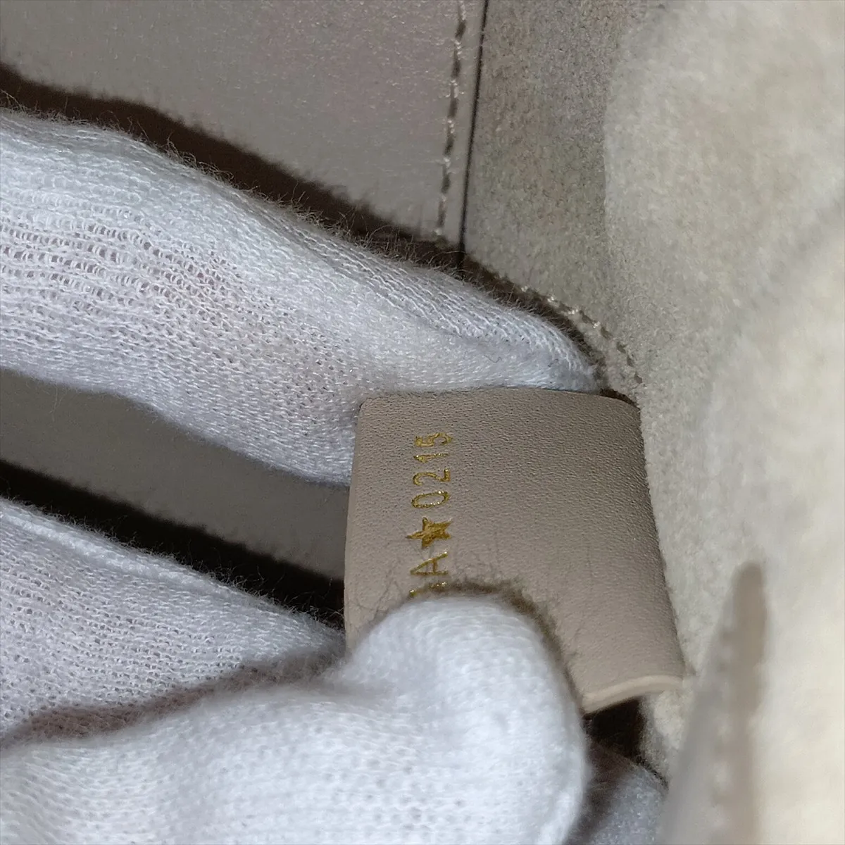 Macro Cannage Toujours Leather Handbag, Beige, Lucky Star — view 9