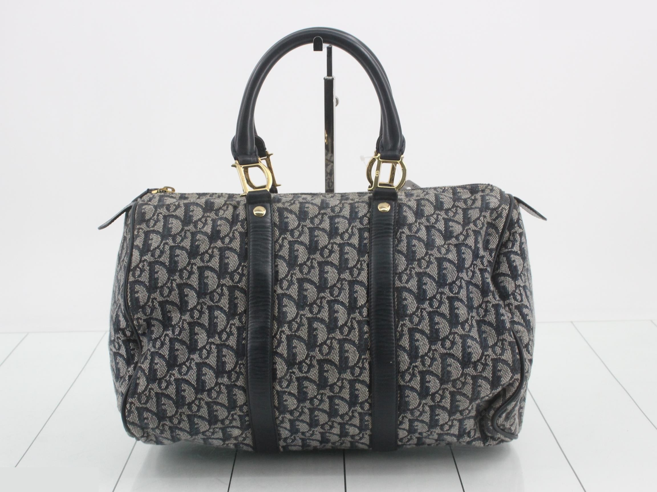 Trotter (bag) - handbag
