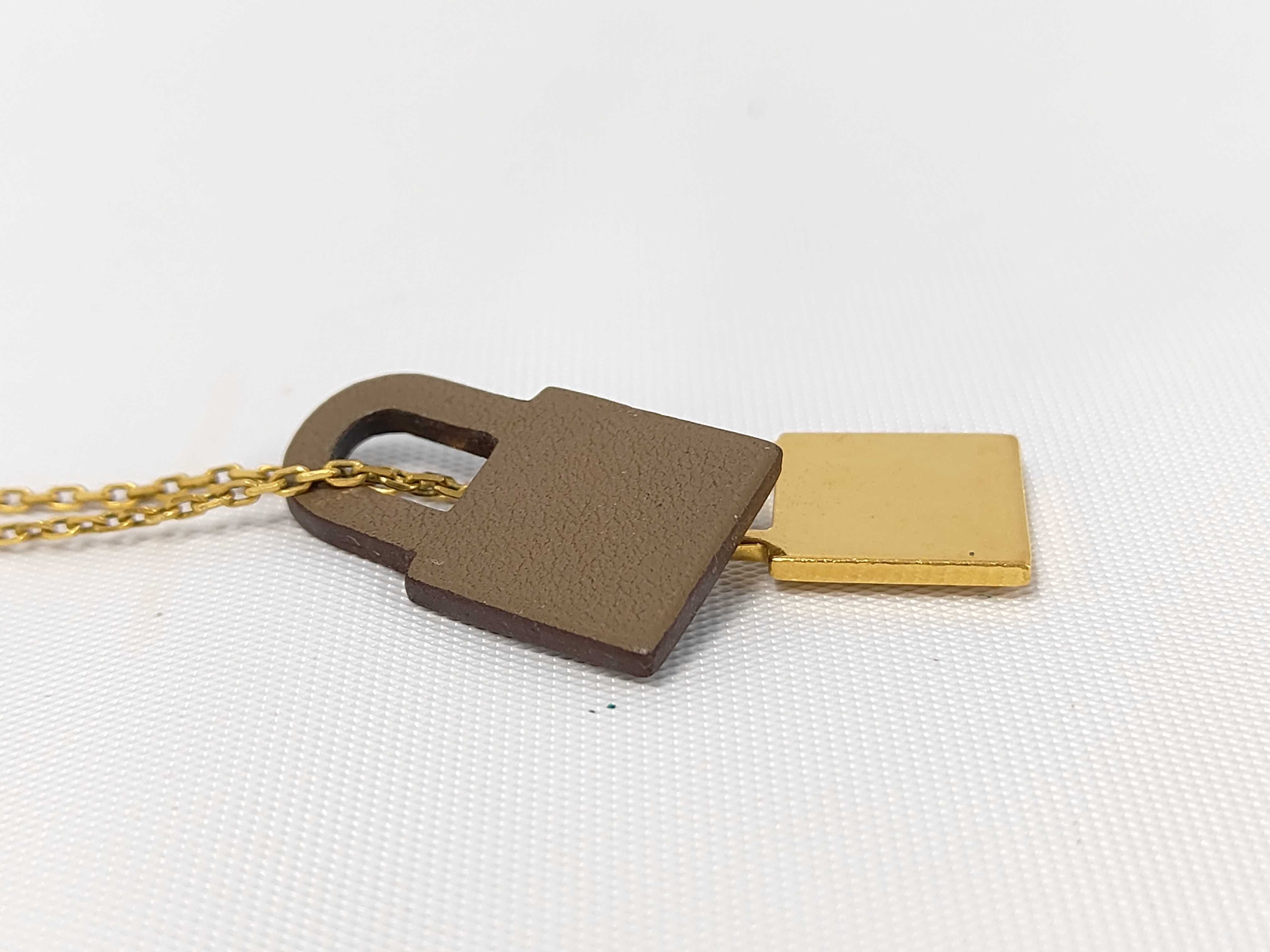 O'Kelly Gold Necklace — view 3