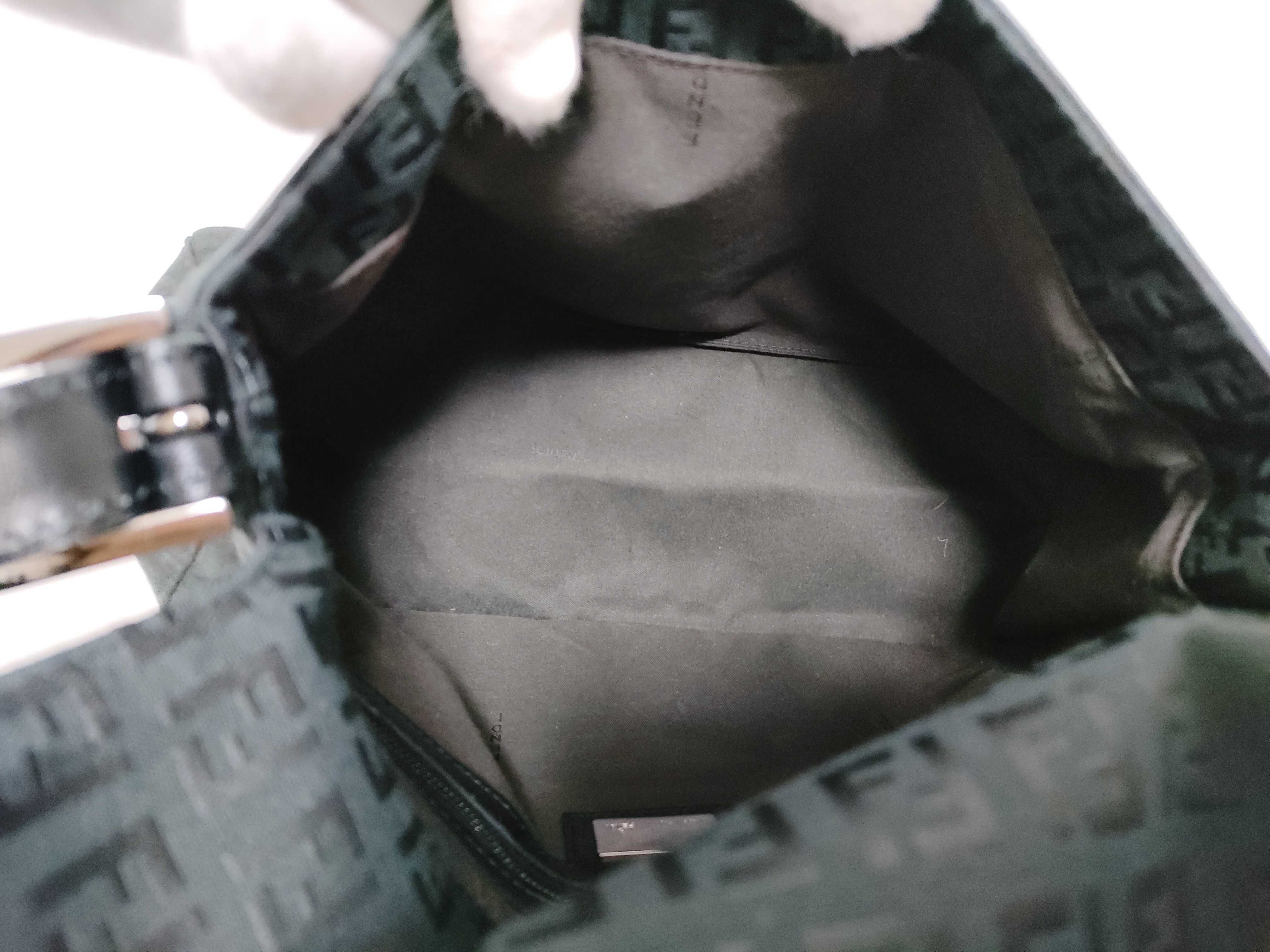 Zucca pattern Fendi Mamma Bucket Zucca Shoulder Bag — view 11