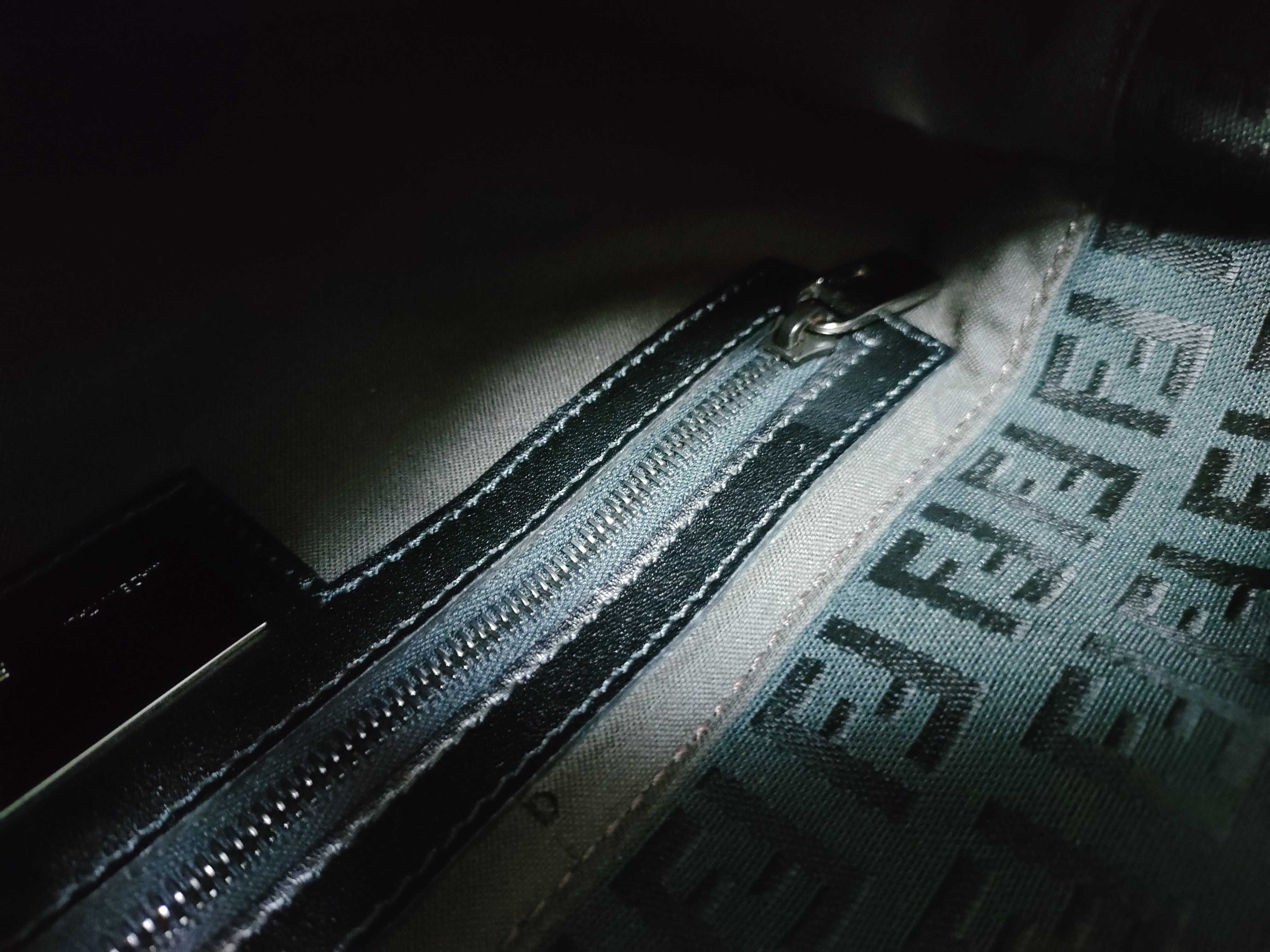 Zucca pattern Fendi Mamma Bucket Zucca Shoulder Bag — view 10