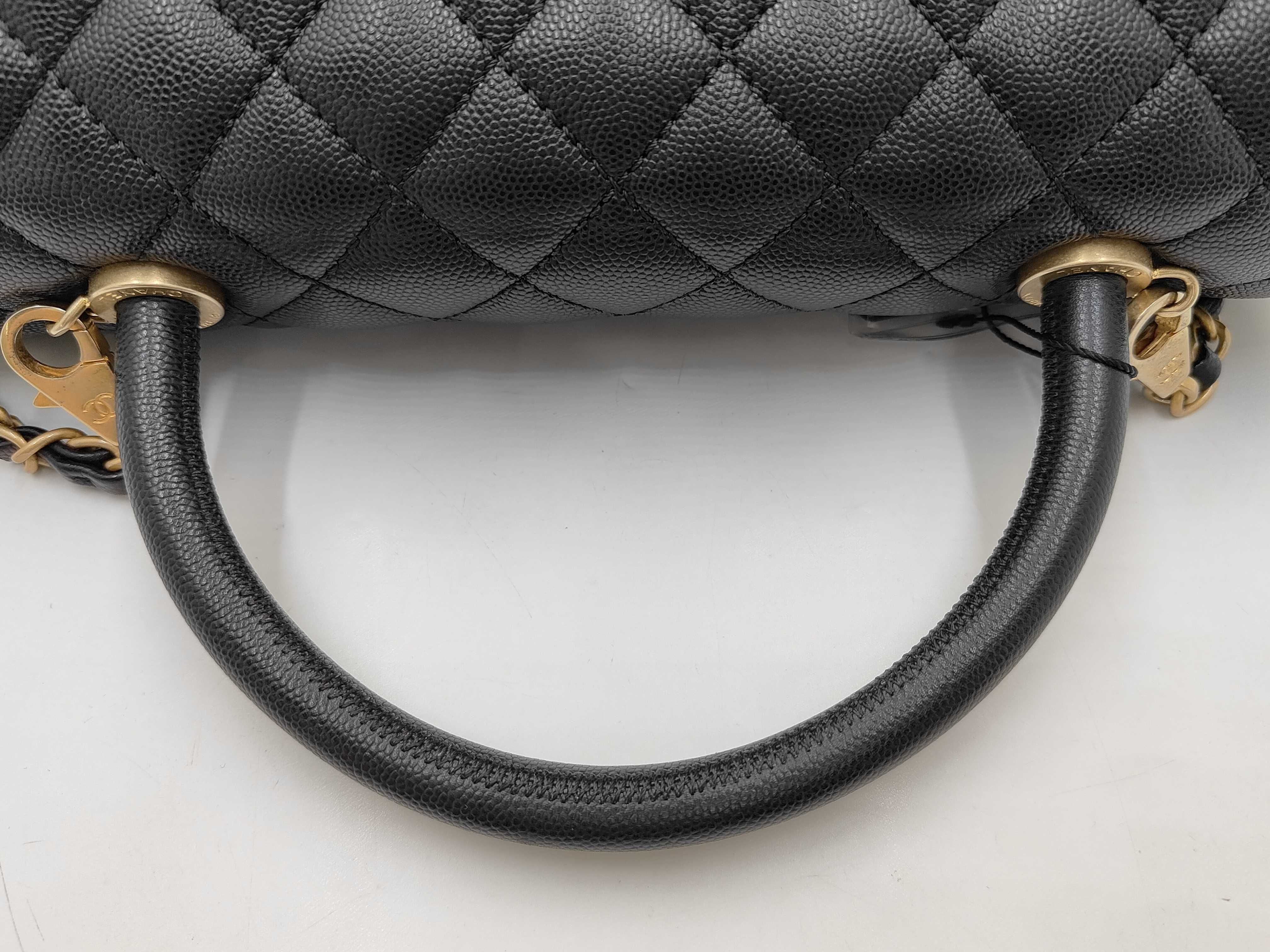 Black Caviar Leather GP Hardware Coco Handle Single Flap 24 Series A92992 Chain 2-Way Bag — view 5